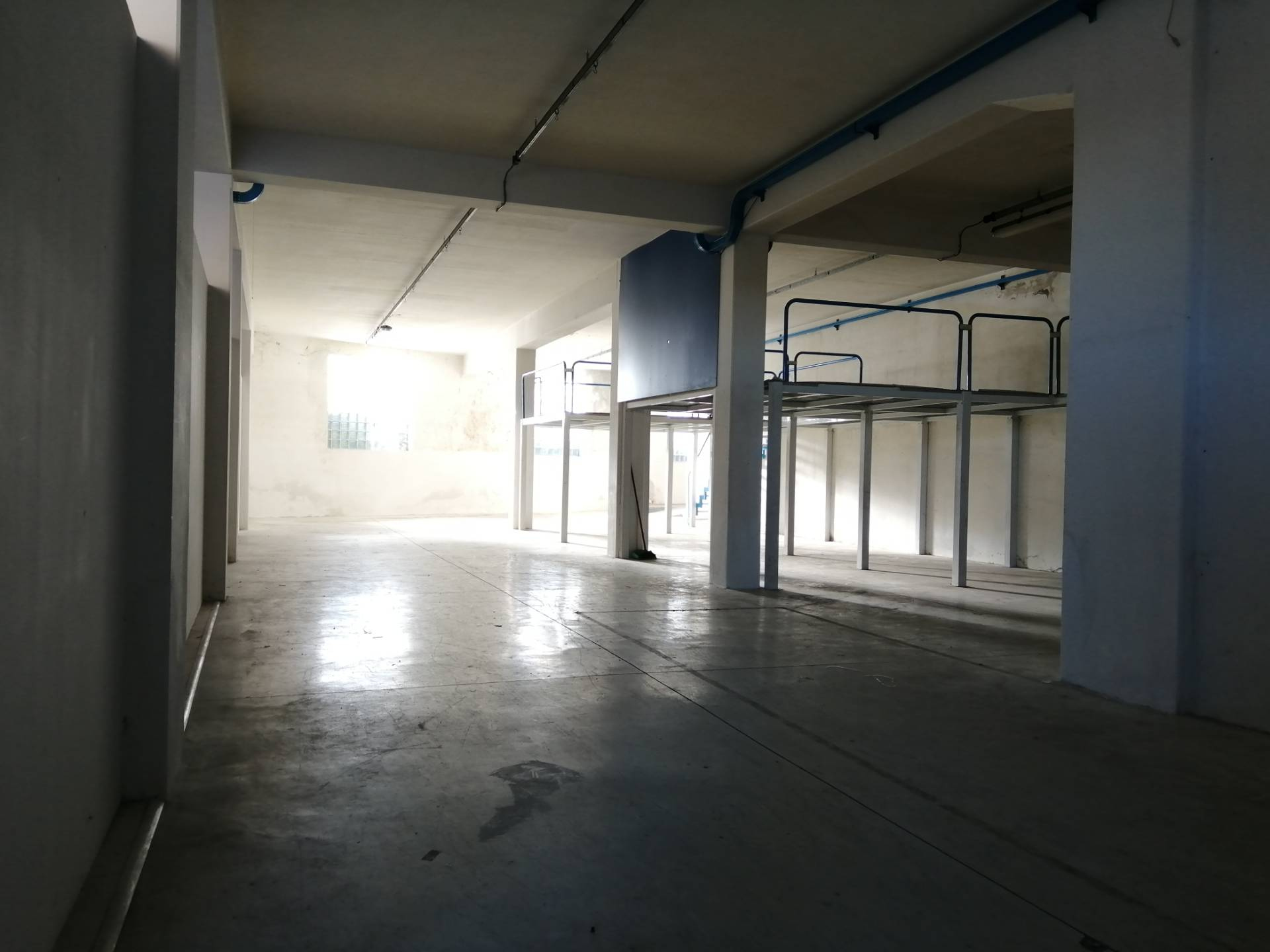 Capannone in affitto a Ponsacco, Ponsacco