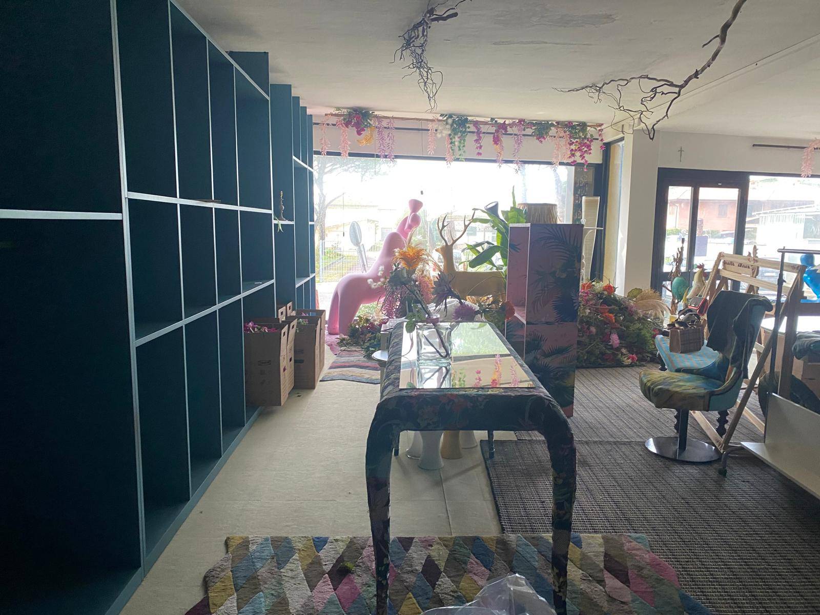 Fondo Commerciale in affitto a Ponsacco, I Poggini