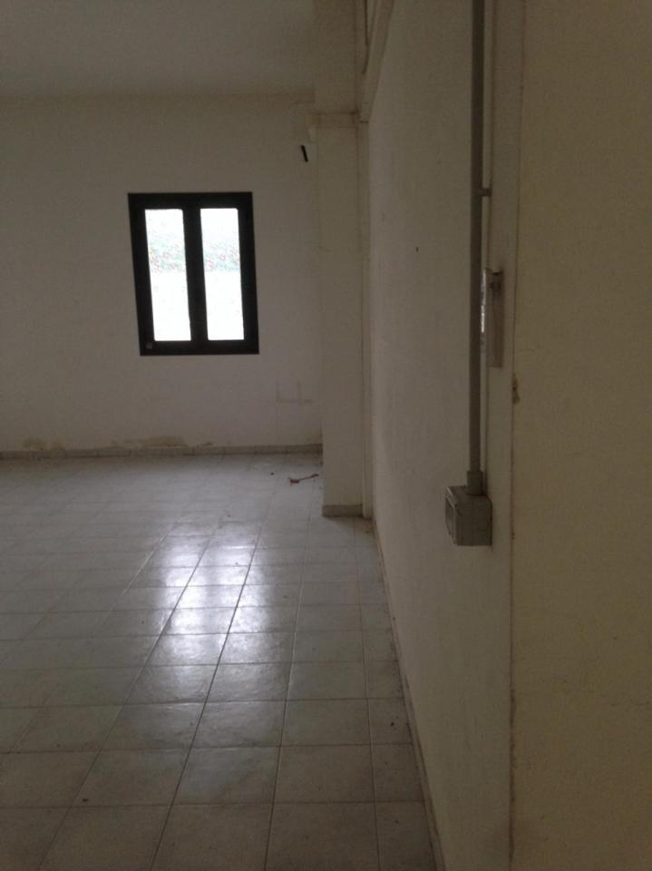 Fondo Commerciale in affitto a Castelfranco di Sotto, capoluogo