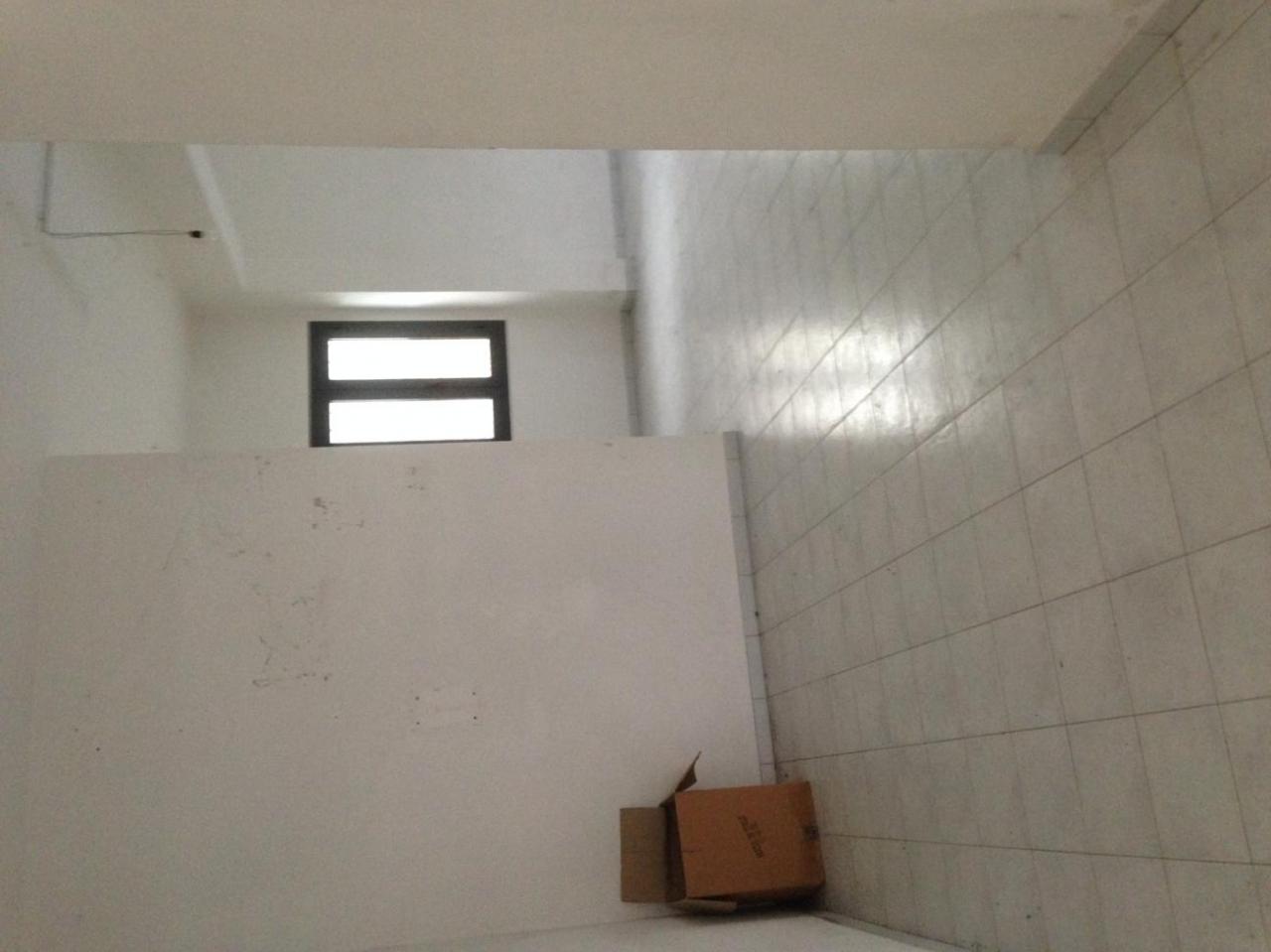 Fondo Commerciale in vendita a Castelfranco di Sotto, capoluogo