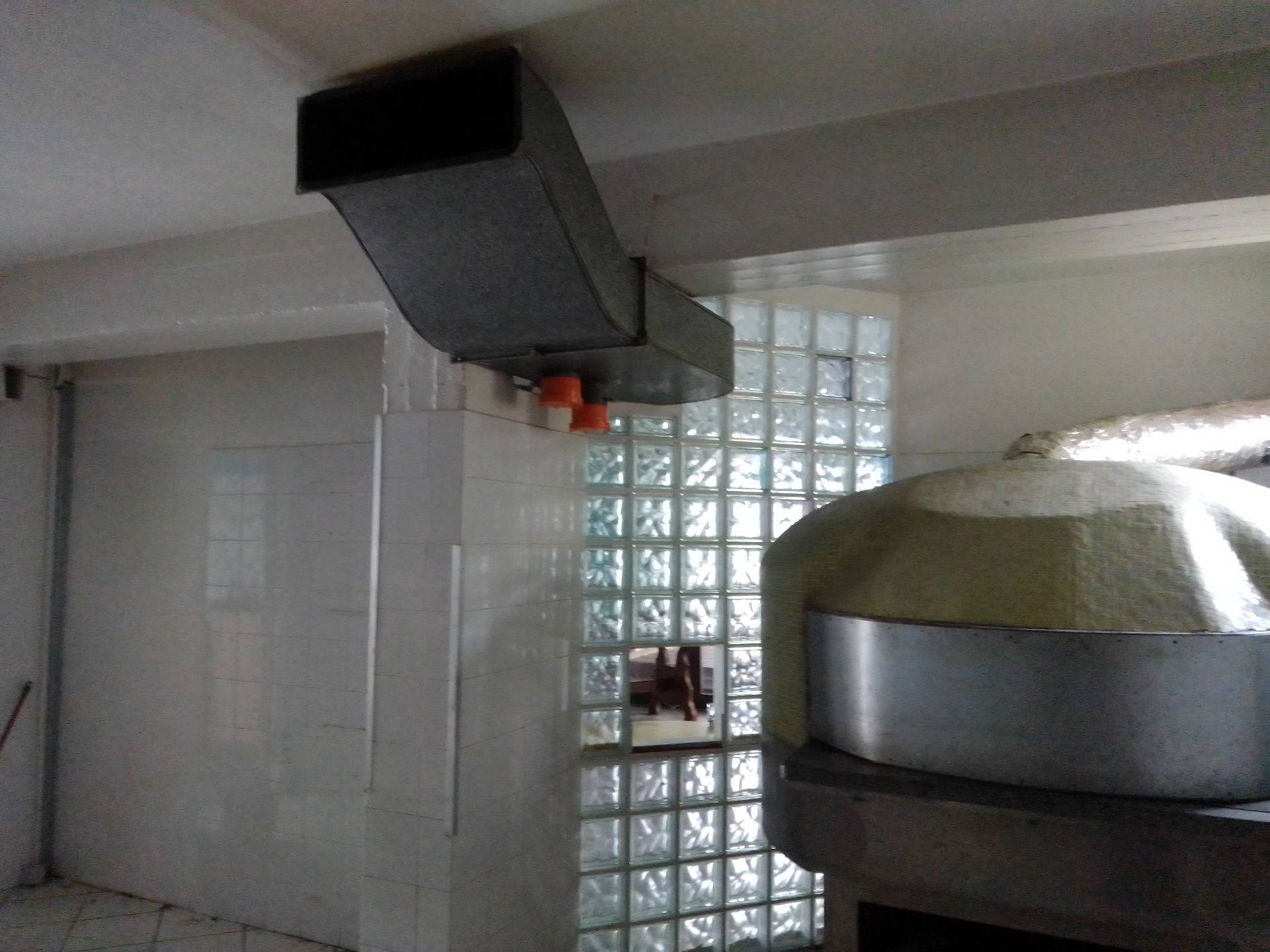 Fondo Commerciale in affitto a Palaia, Forcoli