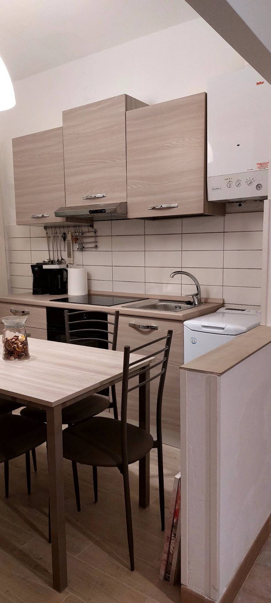 Casa indipendente in affitto a Santa Maria a Monte, Santa Maria A Monte