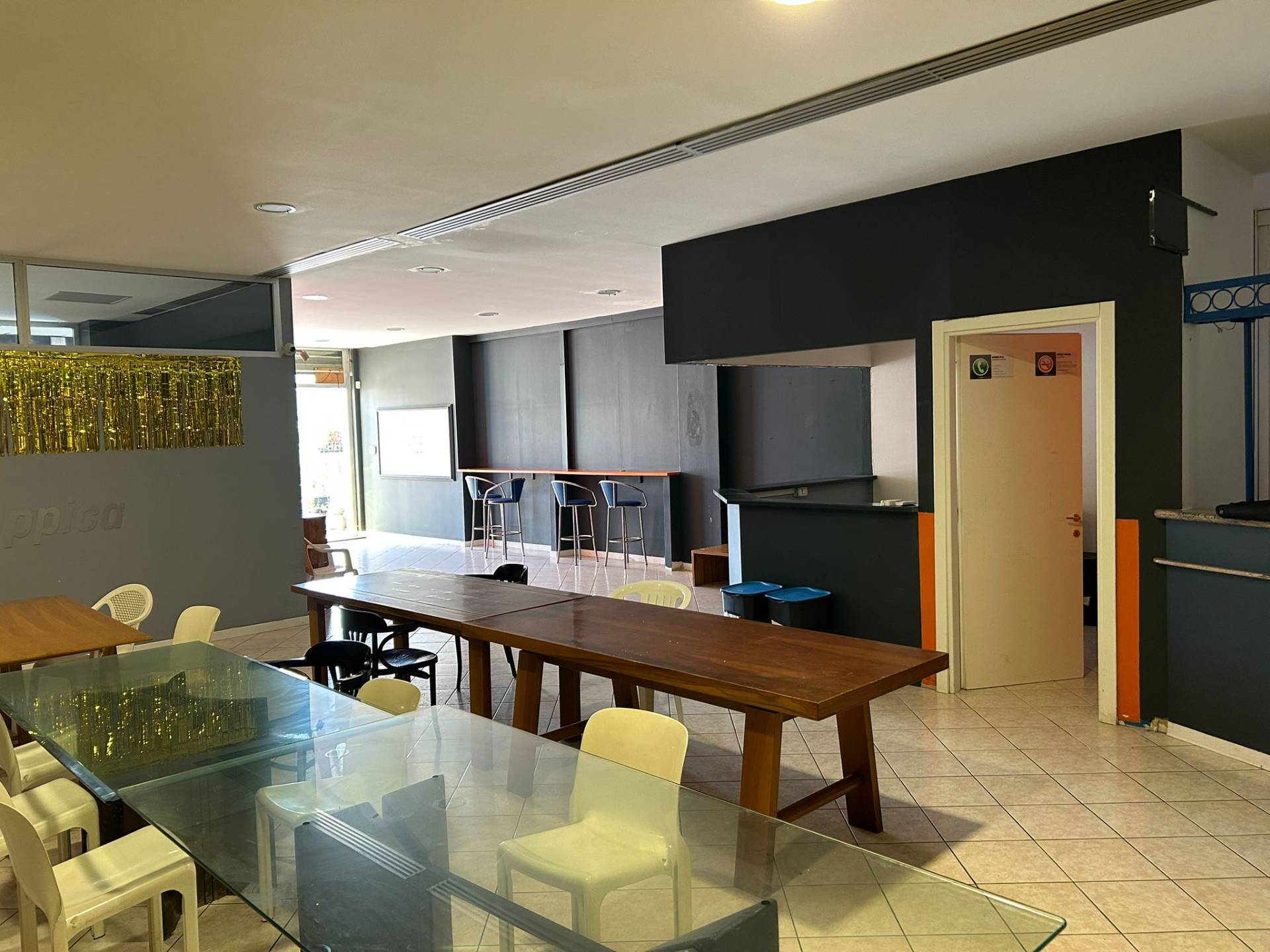 Fondo Commerciale in affitto a Ponsacco