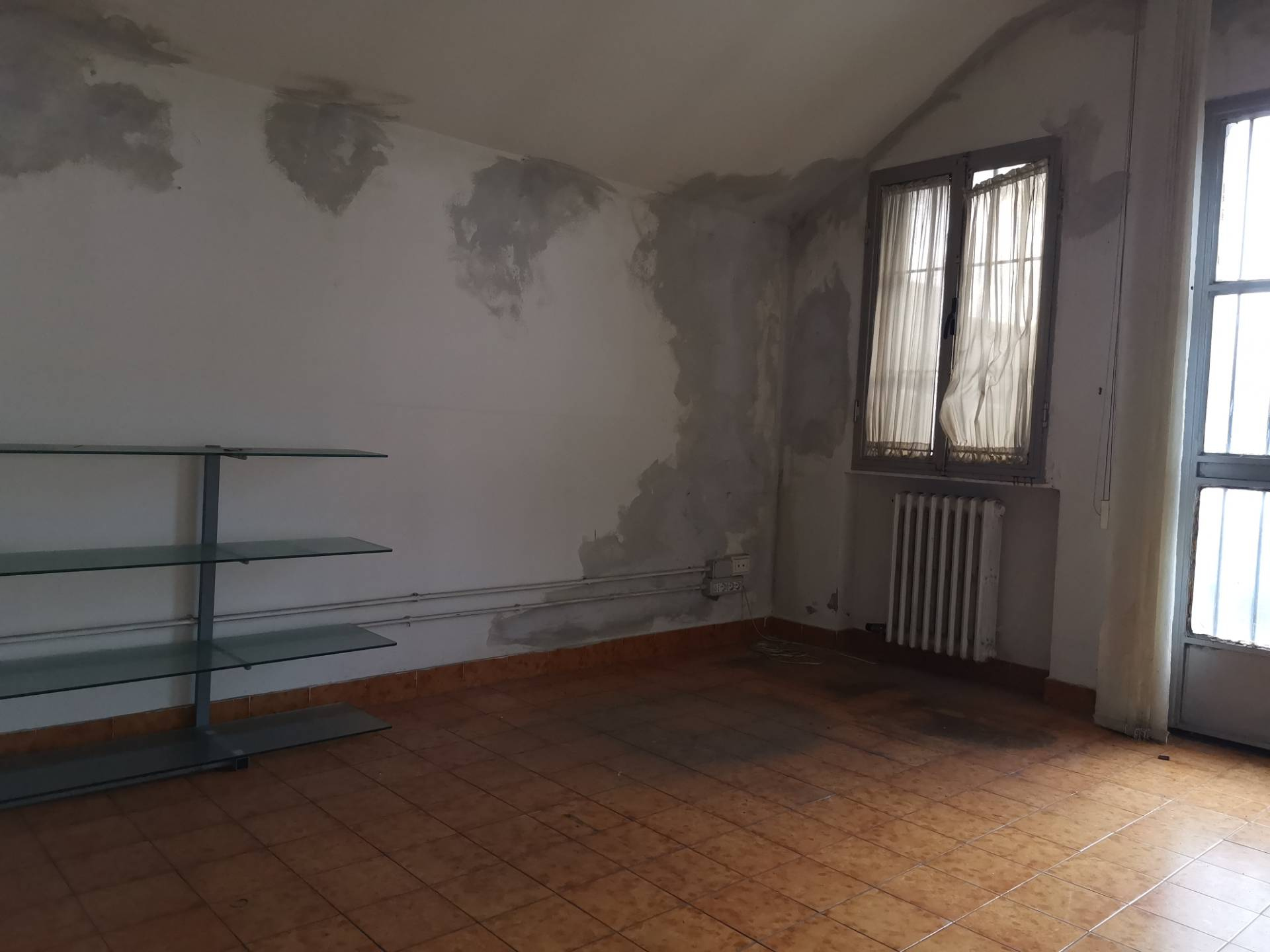Capannone in affitto a Bientina, Bientina