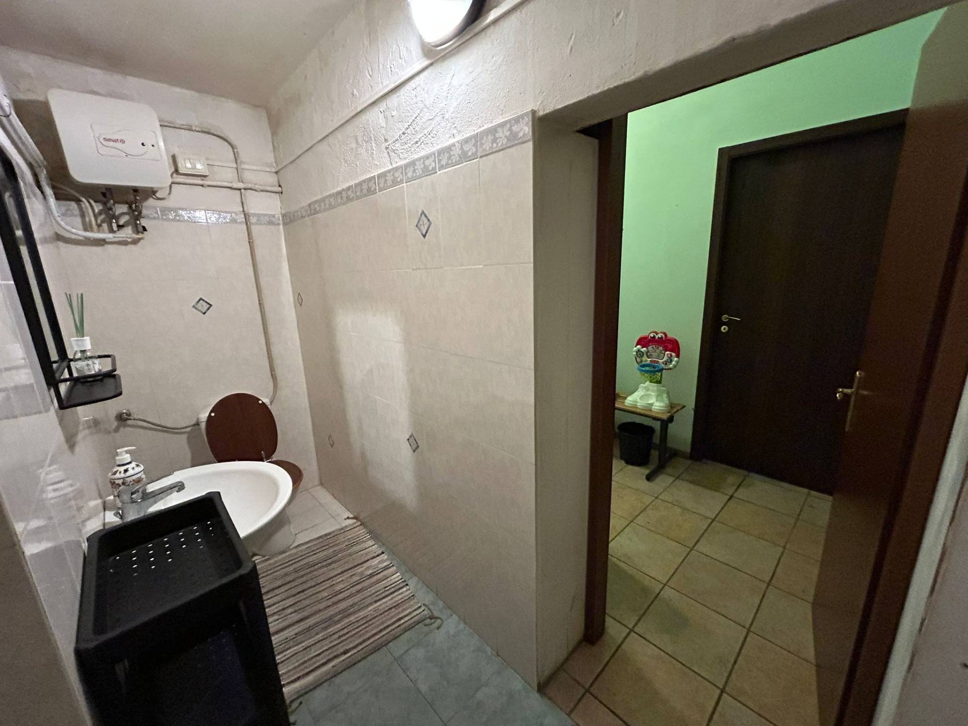 Fondo Commerciale in affitto a Vicopisano, San Giovanni alla Vena