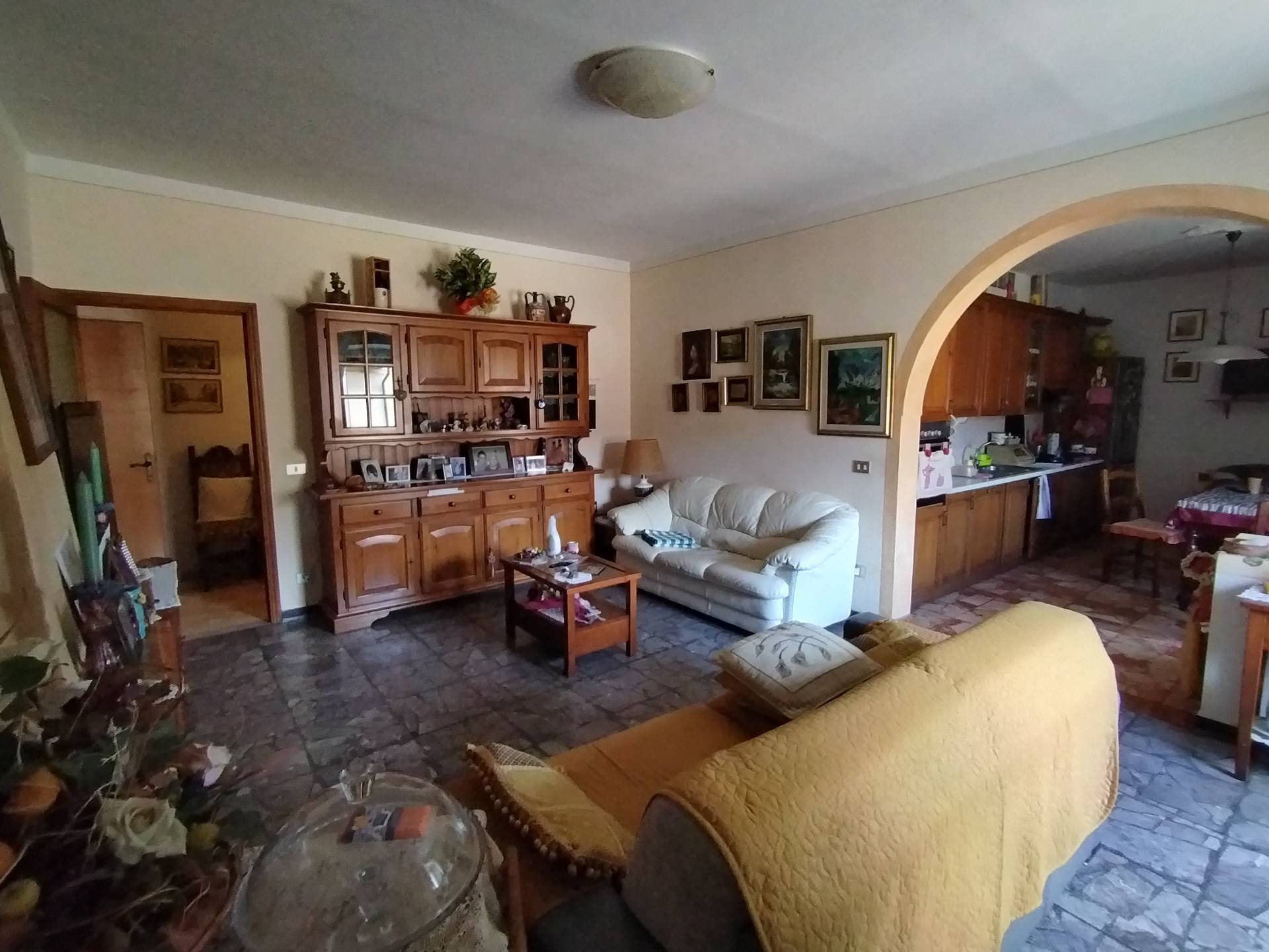 Casa indipendente in vendita a Buti, Cascine Di Buti