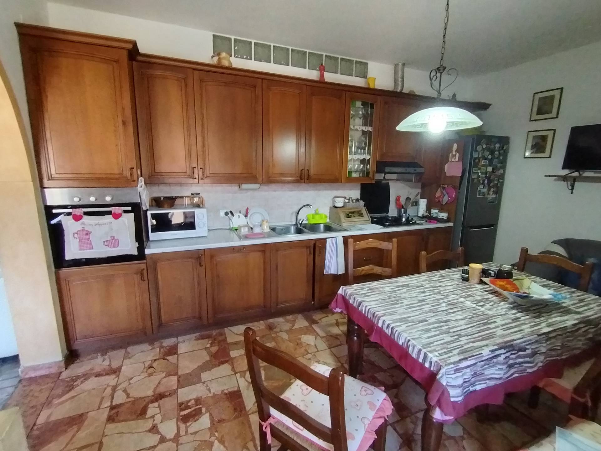 Casa indipendente in vendita a Buti, Cascine Di Buti