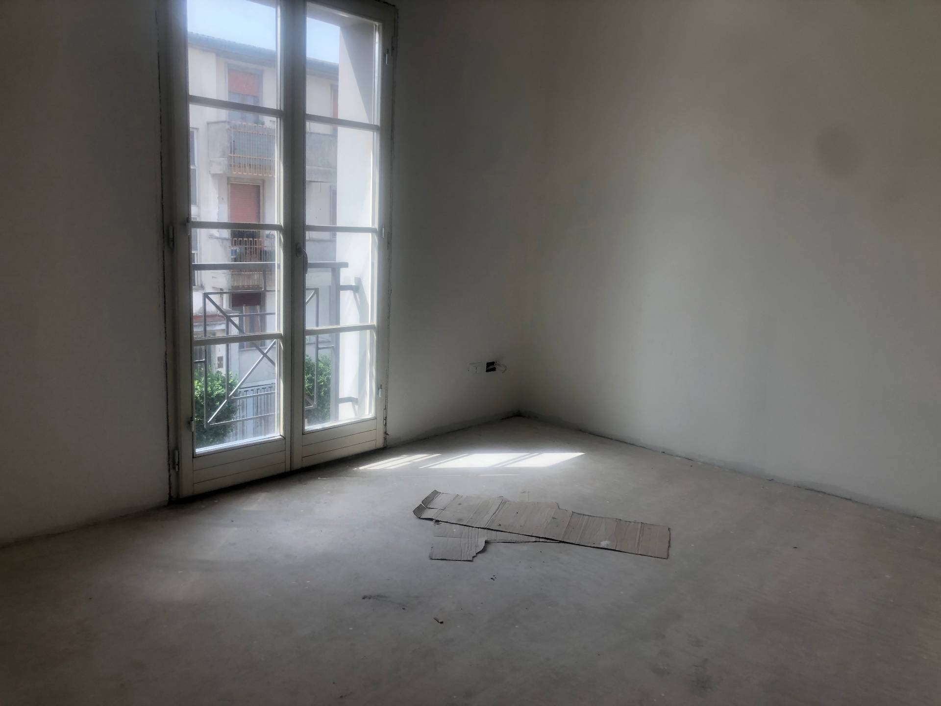 Appartamento in vendita a Pontedera, nessuno