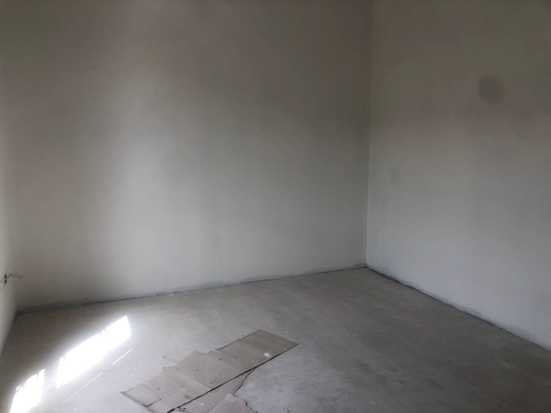 Appartamento in vendita a Pontedera, nessuno