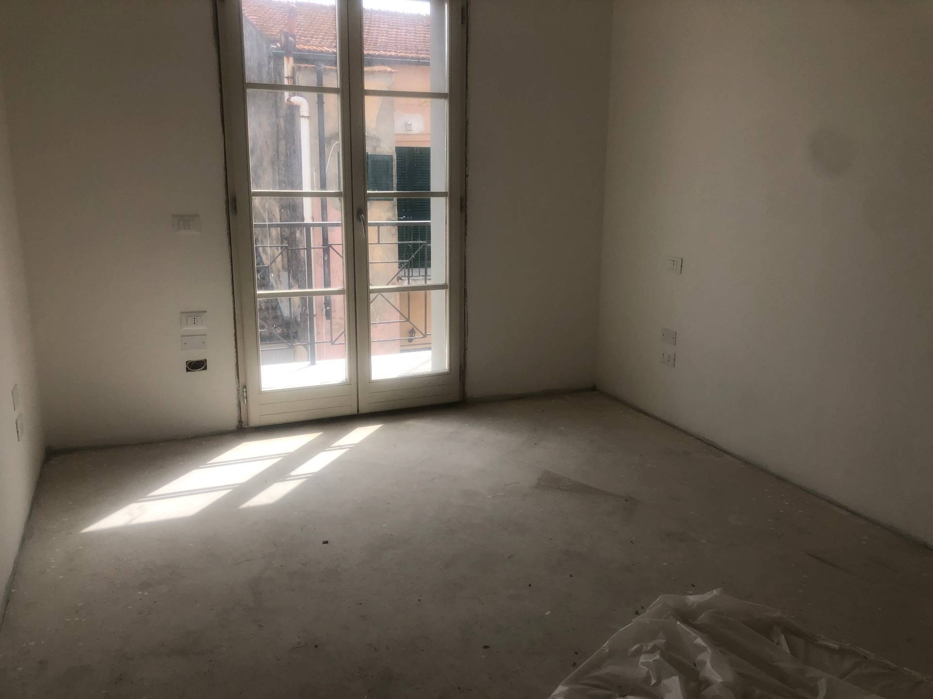 Appartamento in vendita a Pontedera, nessuno