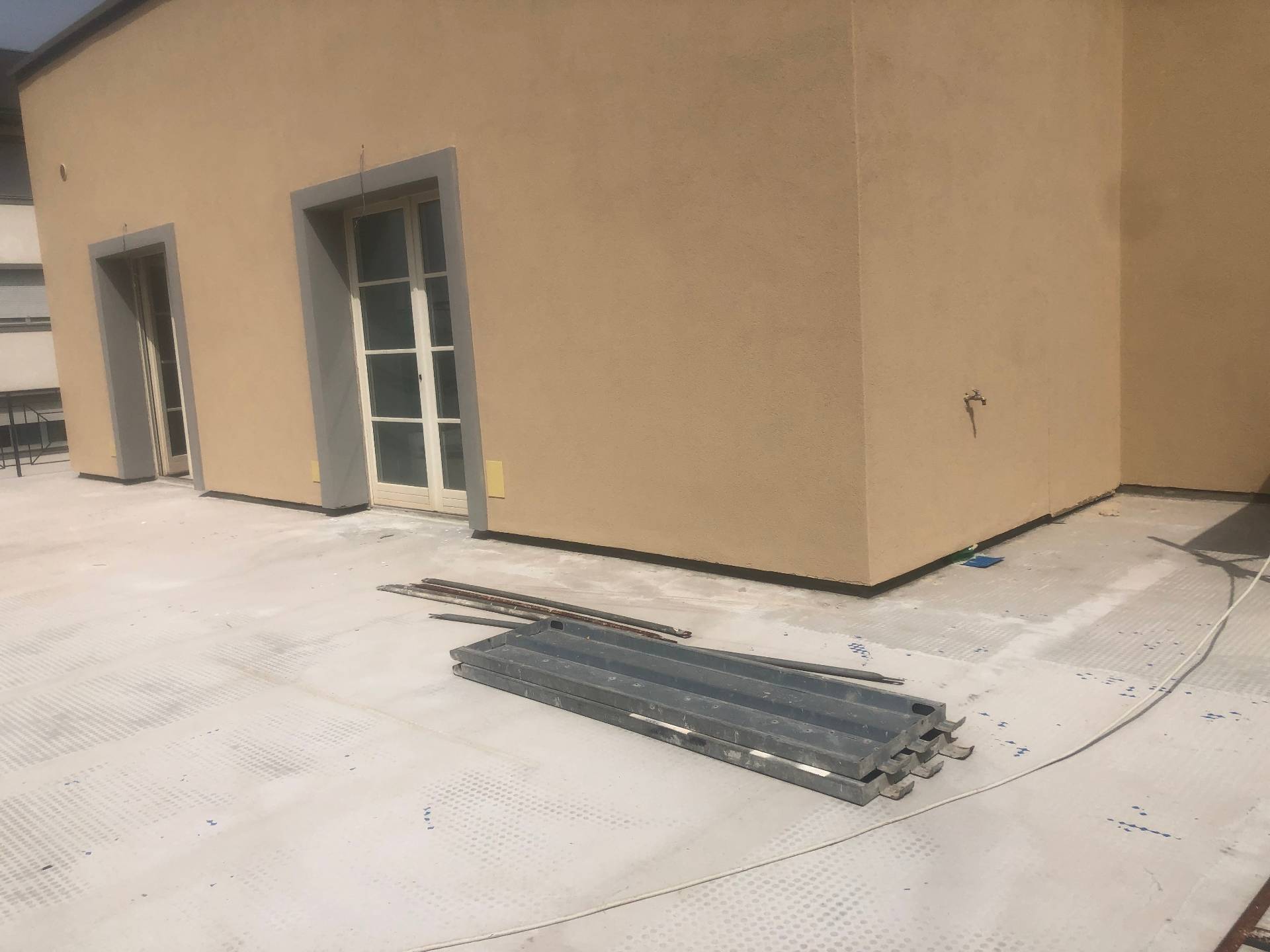 Appartamento in vendita a Pontedera, nessuno