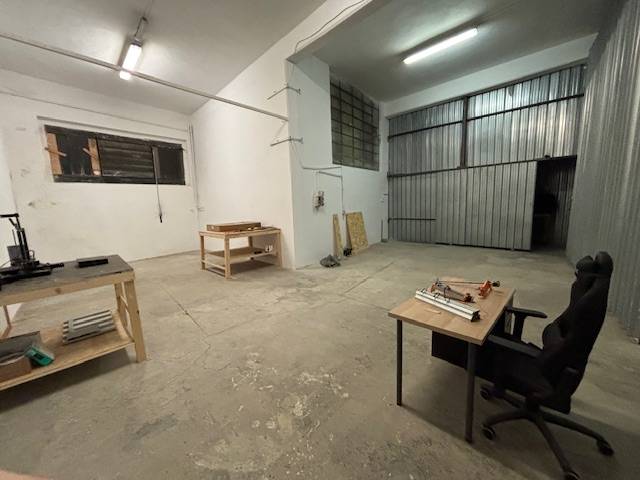 Fondo Commerciale in affitto a Vicopisano, San Giovanni alla Vena