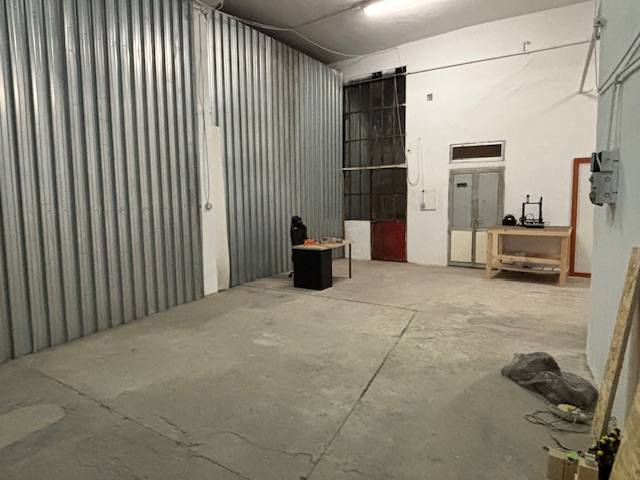 Fondo Commerciale in affitto a Vicopisano, San Giovanni alla Vena
