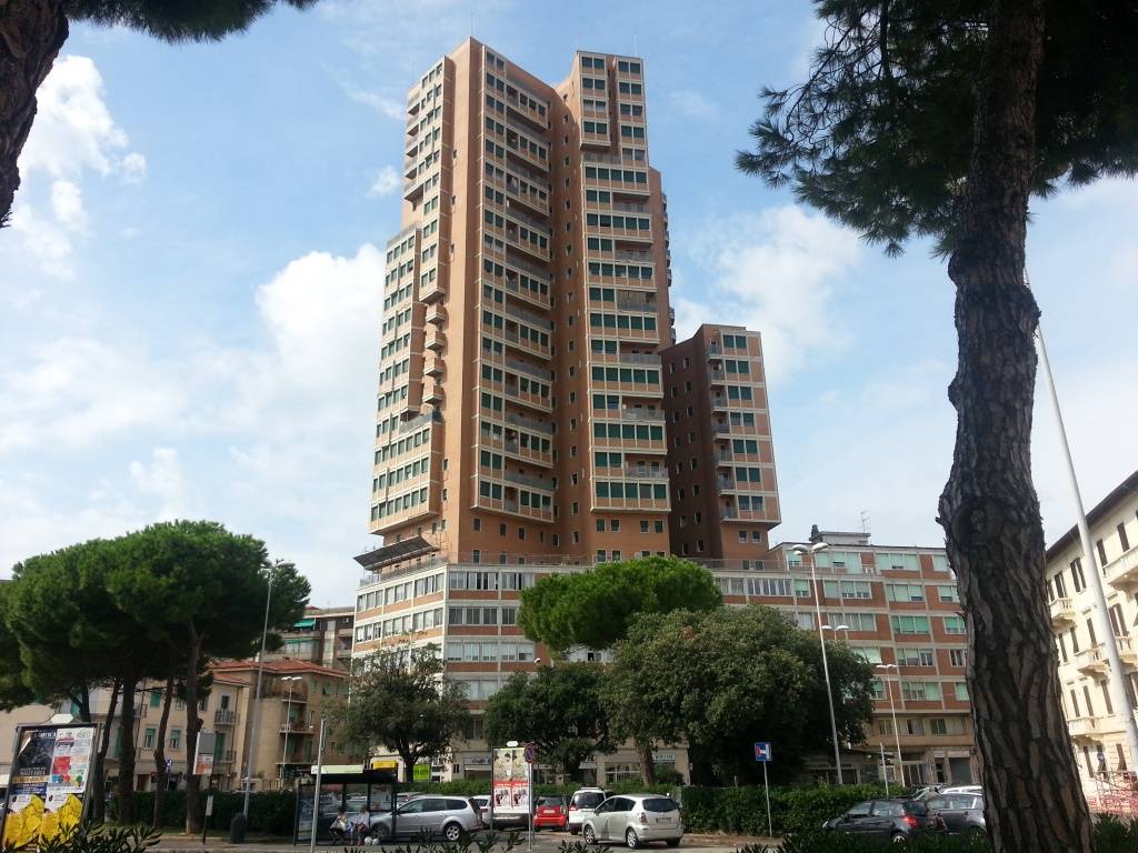 Appartamento con box, Livorno montebello