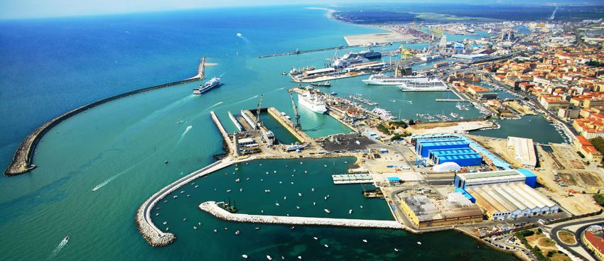 Fondo Commerciale in affitto a Livorno, 20 Settembre