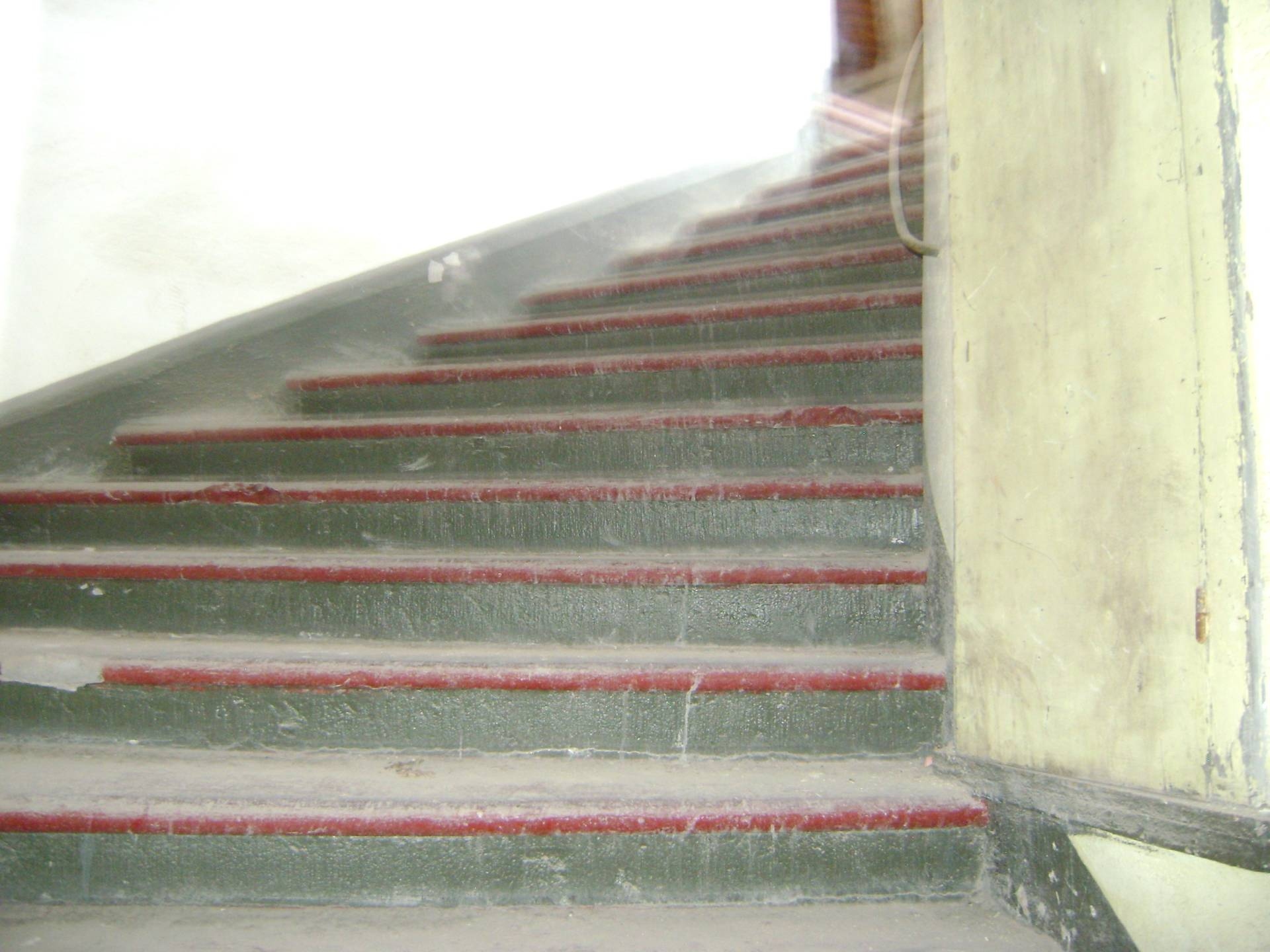 Fondo Commerciale in affitto a Livorno, Venezia - Pontino