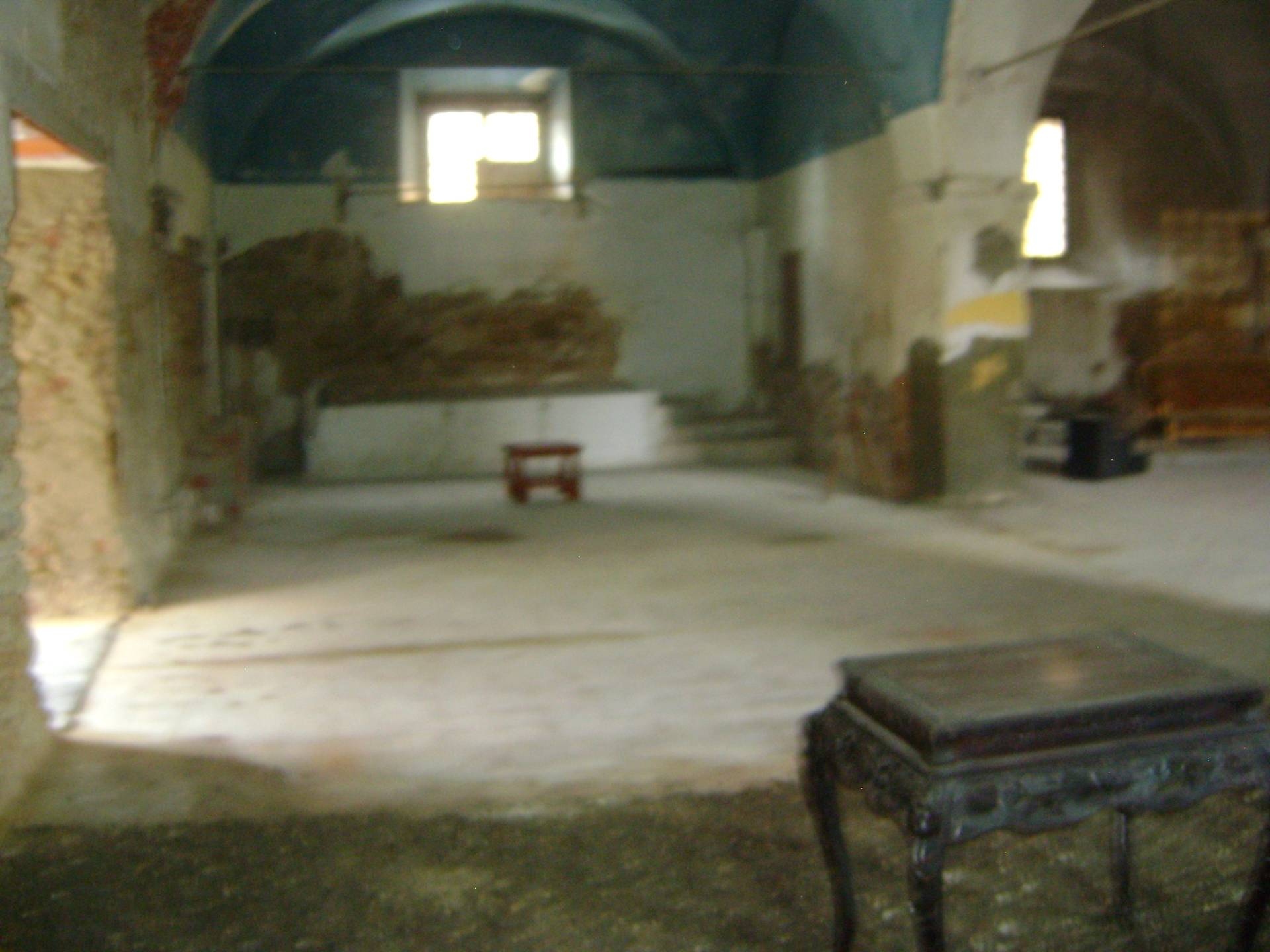 Fondo Commerciale in affitto a Livorno, Venezia - Pontino