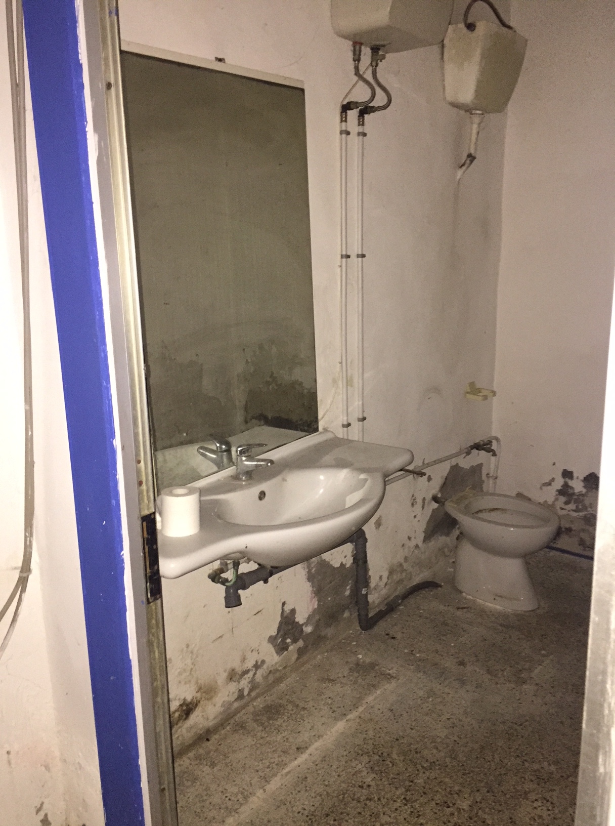 Fondo Commerciale in affitto a Livorno, Porta a Mare