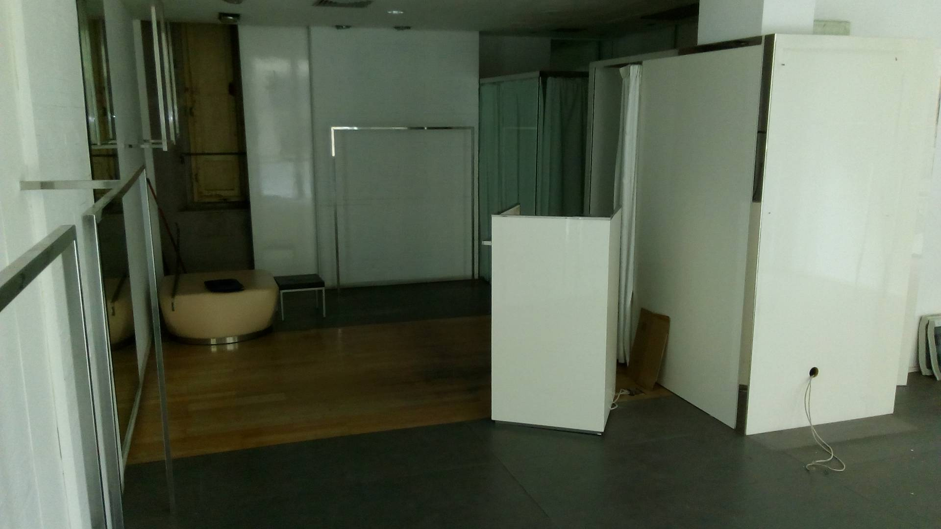 Fondo Commerciale in affitto a Livorno, Porta a Mare