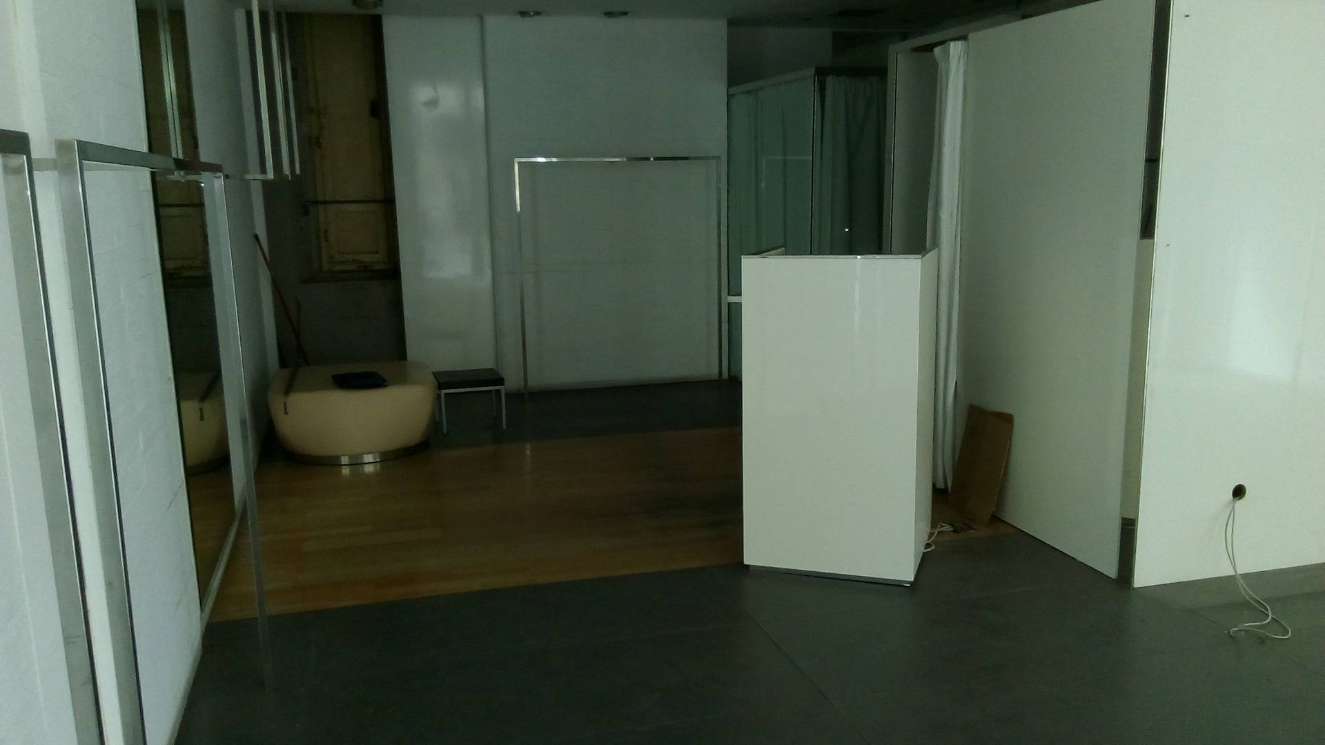 Fondo Commerciale in affitto a Livorno, Porta a Mare