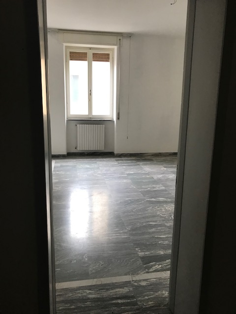 Ufficio in affitto a Livorno, Montebello