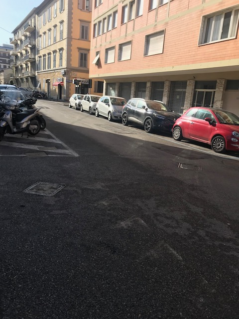 Fondo Commerciale in vendita a Livorno, Fabbricotti