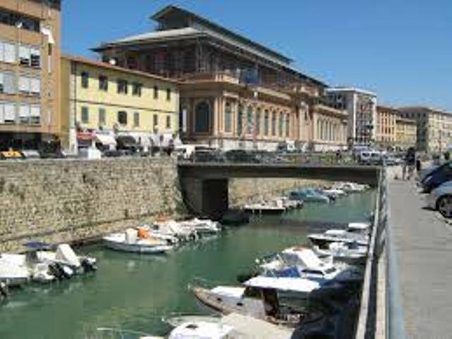 Ufficio in affitto a Livorno, Mercato