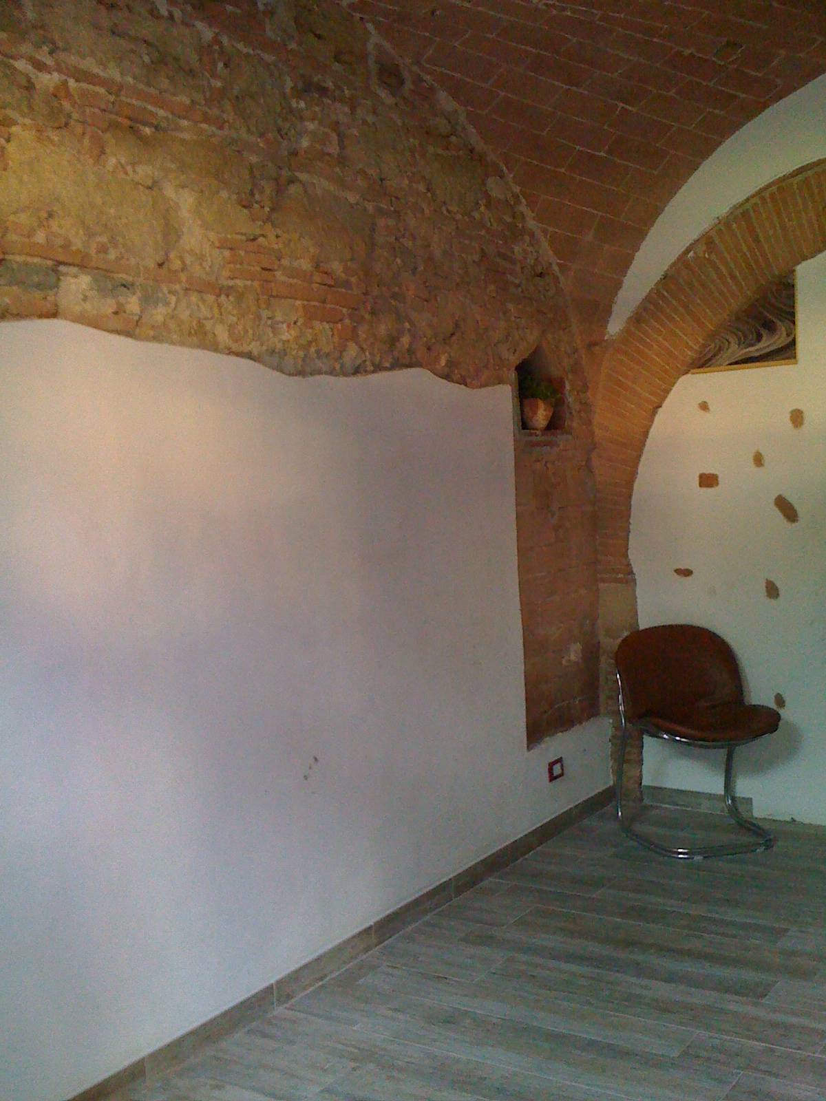 Fondo Commerciale in vendita a Livorno, Garibaldi