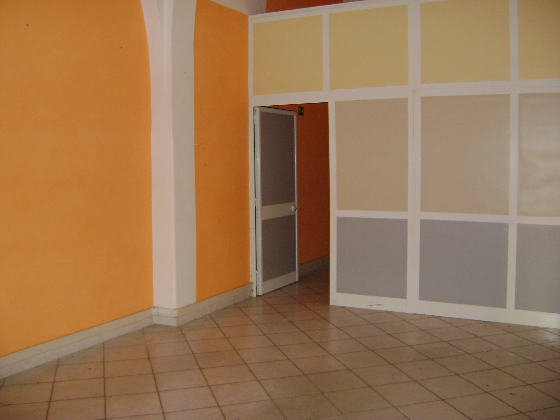 Fondo Commerciale in affitto a Livorno, Centro storico