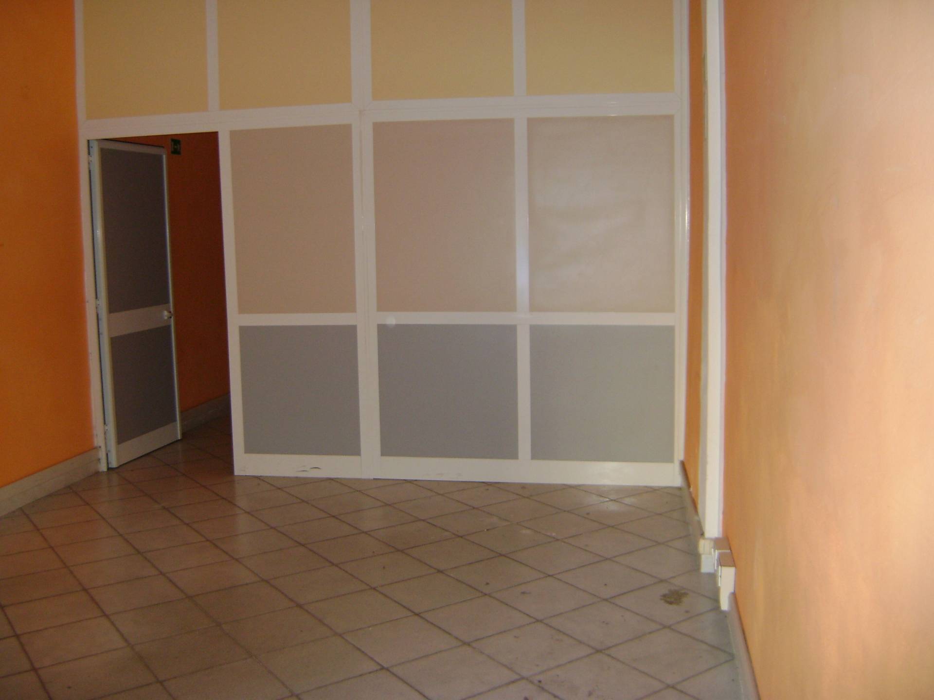 Fondo Commerciale in affitto a Livorno, Centro storico