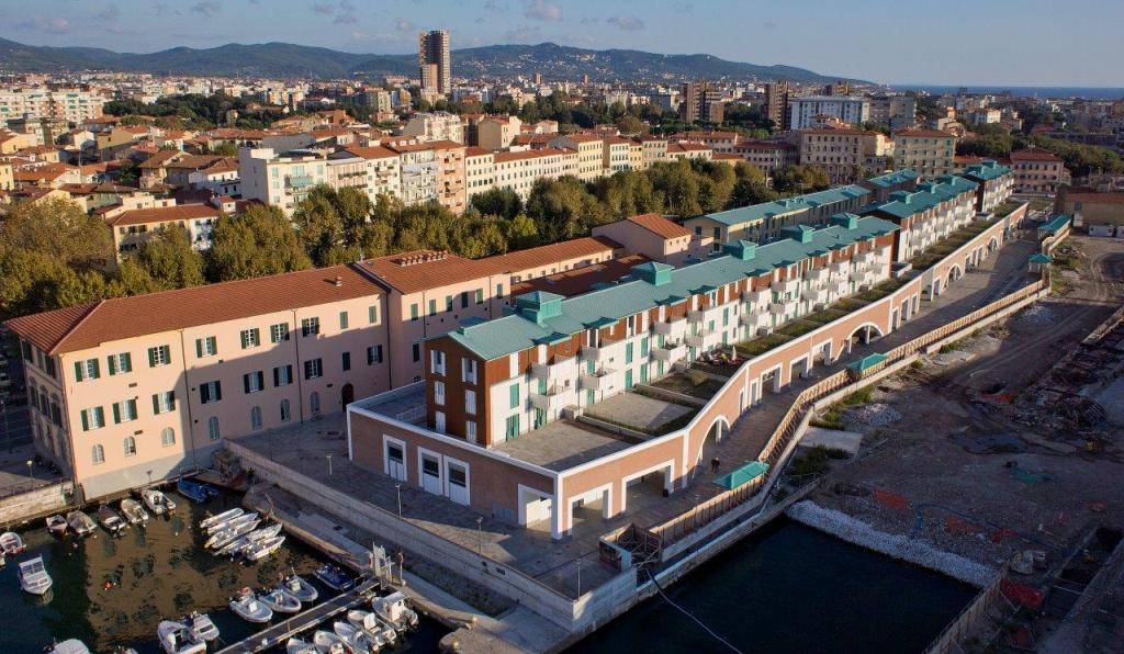 Ufficio in affitto a Livorno, Mercato