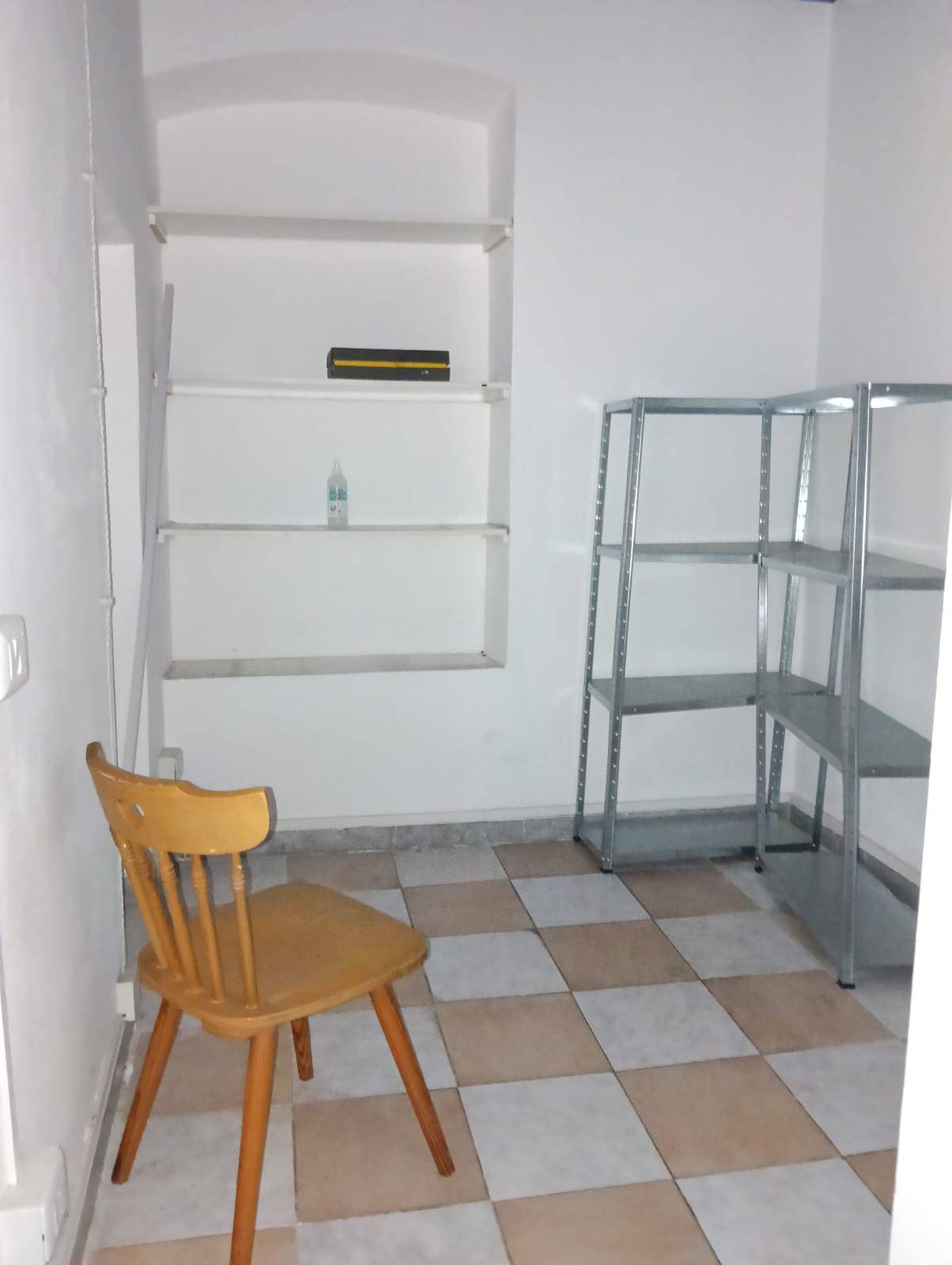 Fondo Commerciale in affitto a Livorno, Porta a Mare