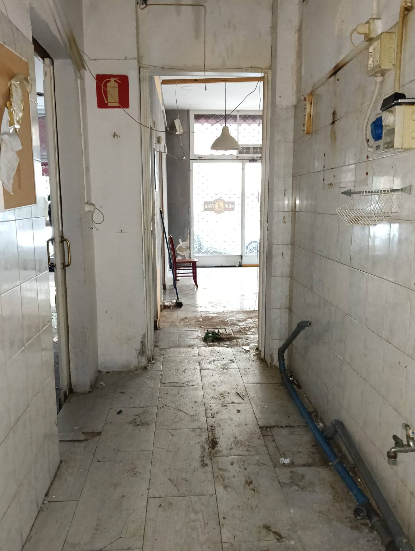 Fondo Commerciale in vendita a Livorno, Centro storico