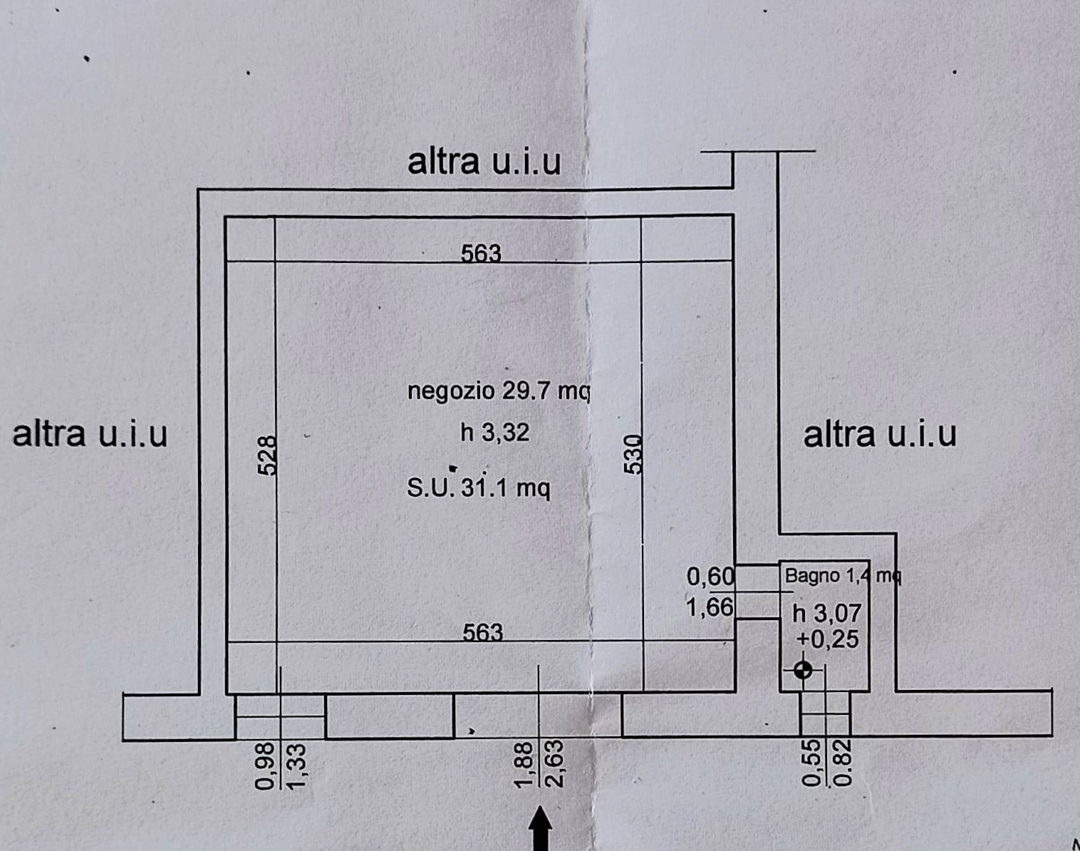 Fondo Commerciale in vendita a Livorno, 20 Settembre