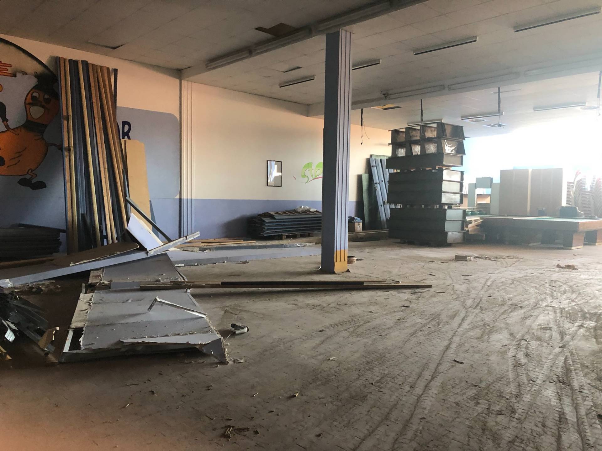 Fondo Commerciale in affitto a Altopascio, Altopascio