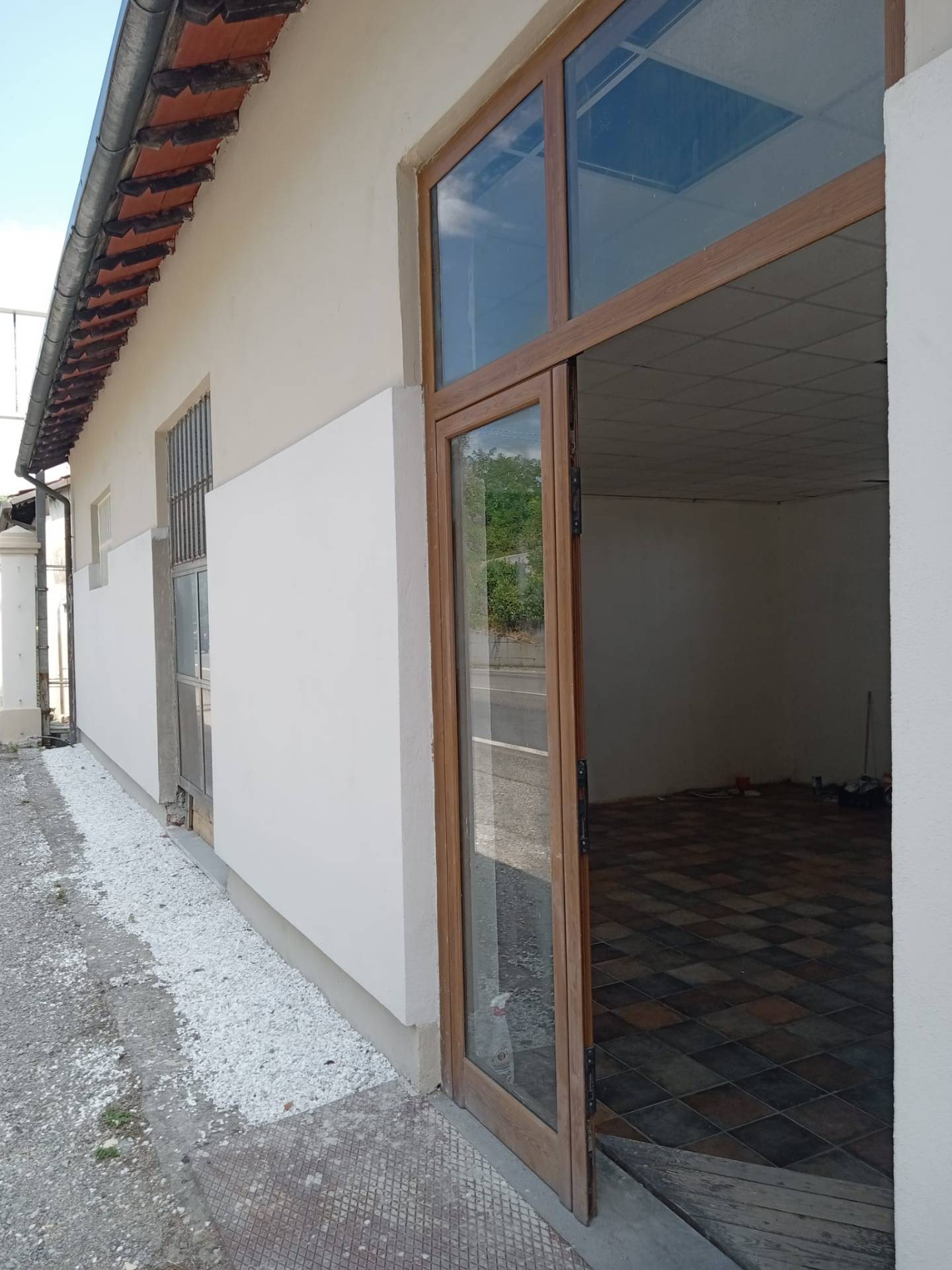 Fondo Artigianale in affitto a Gallicano