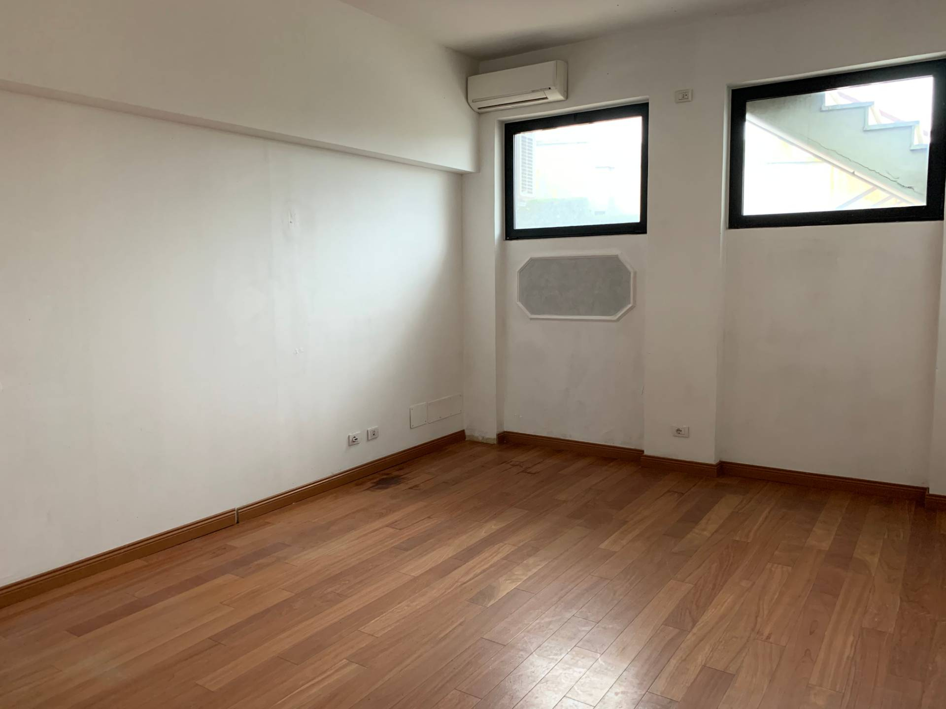 Fondo Artigianale in affitto a Capannori, Lunata