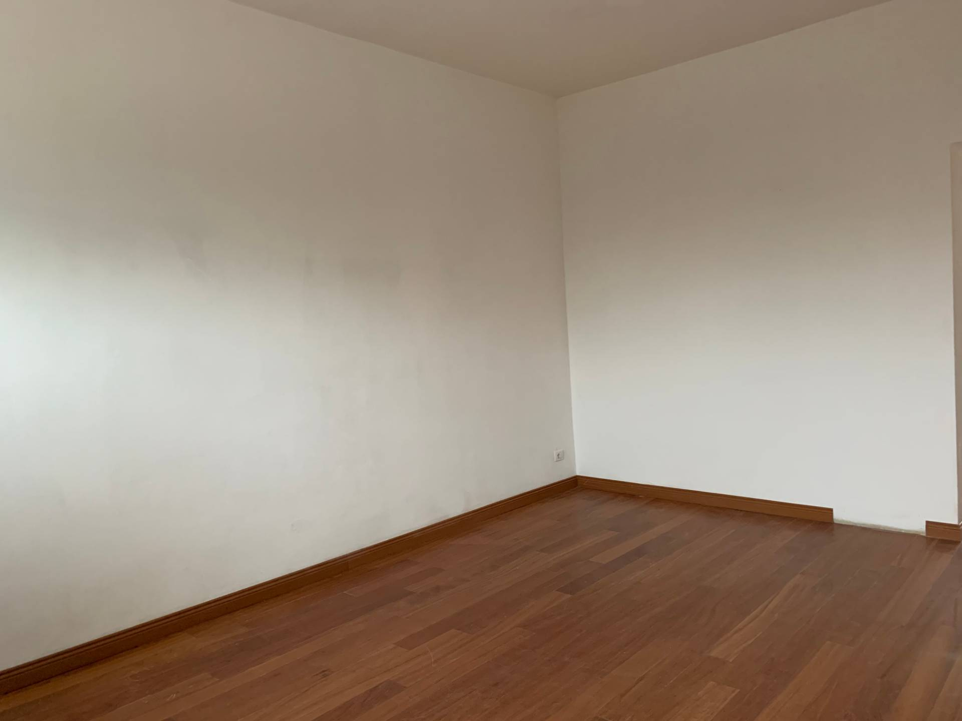 Fondo Artigianale in affitto a Capannori, Lunata