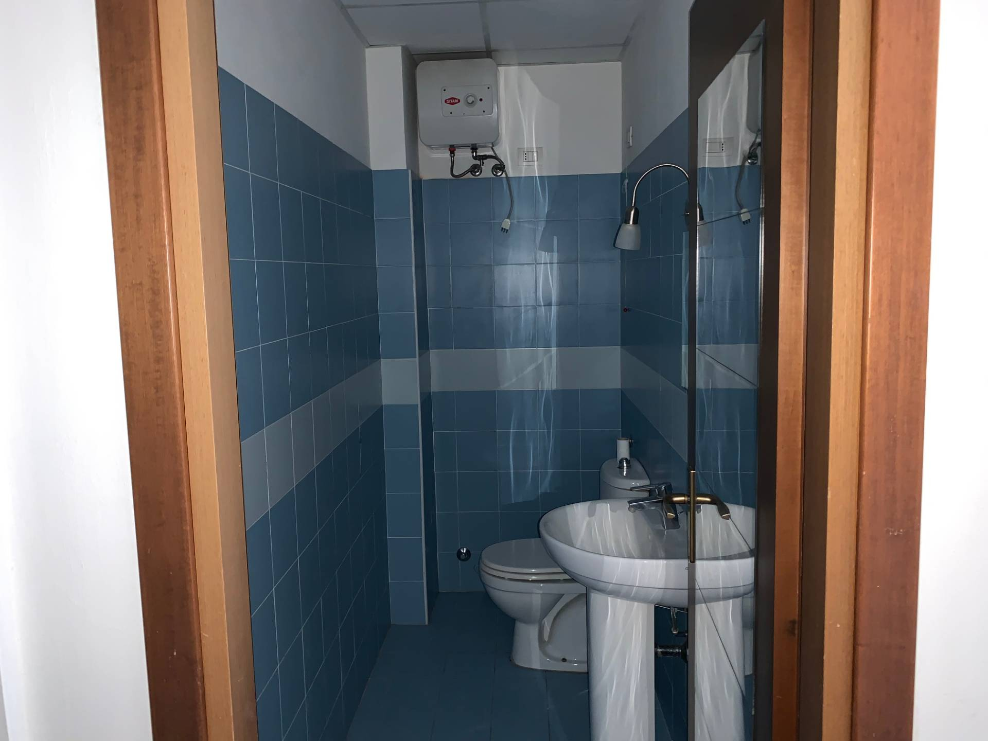 Fondo Artigianale in affitto a Capannori, Lunata