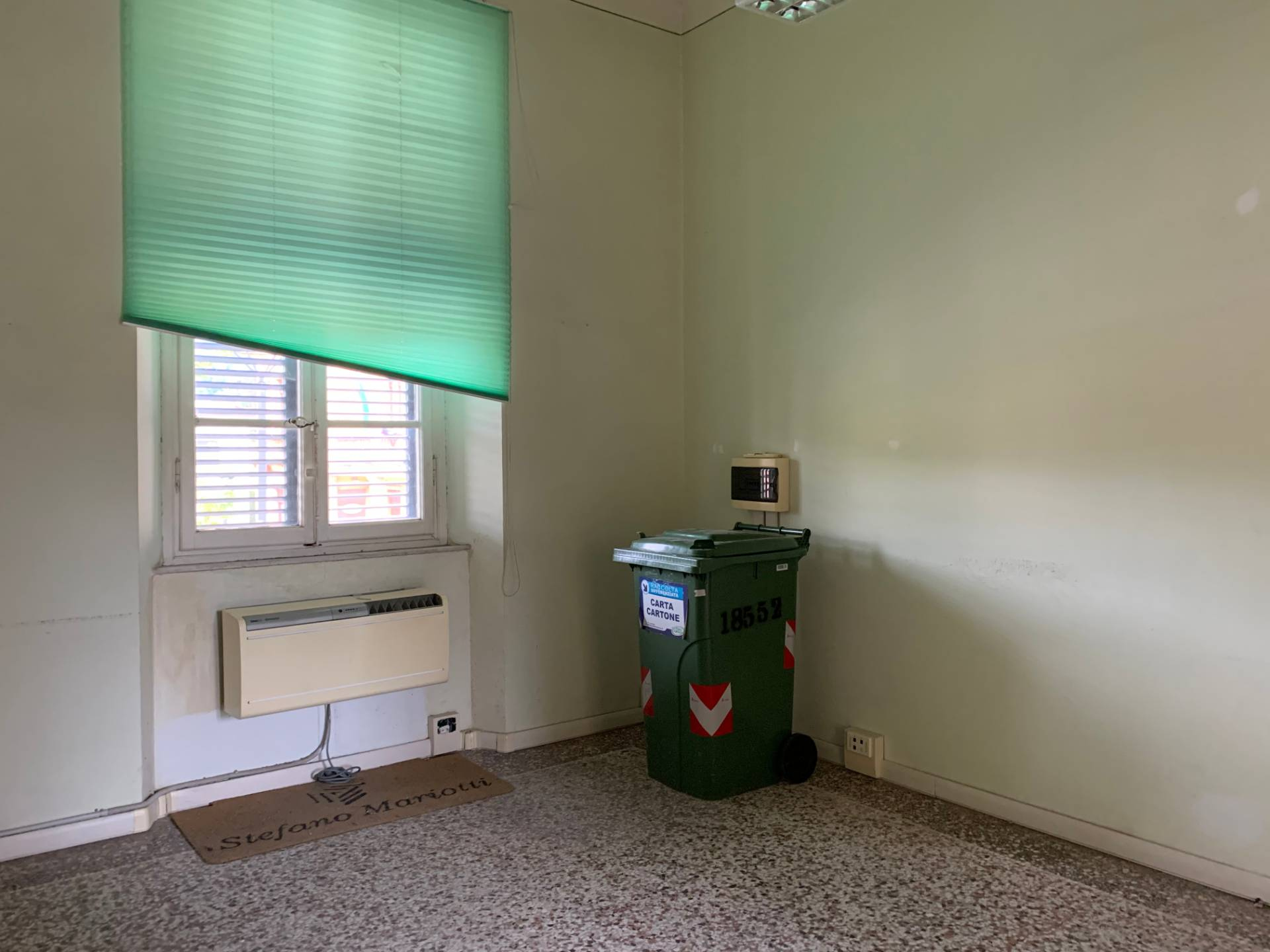 Ufficio in affitto a Lucca, Ponte a Moriano