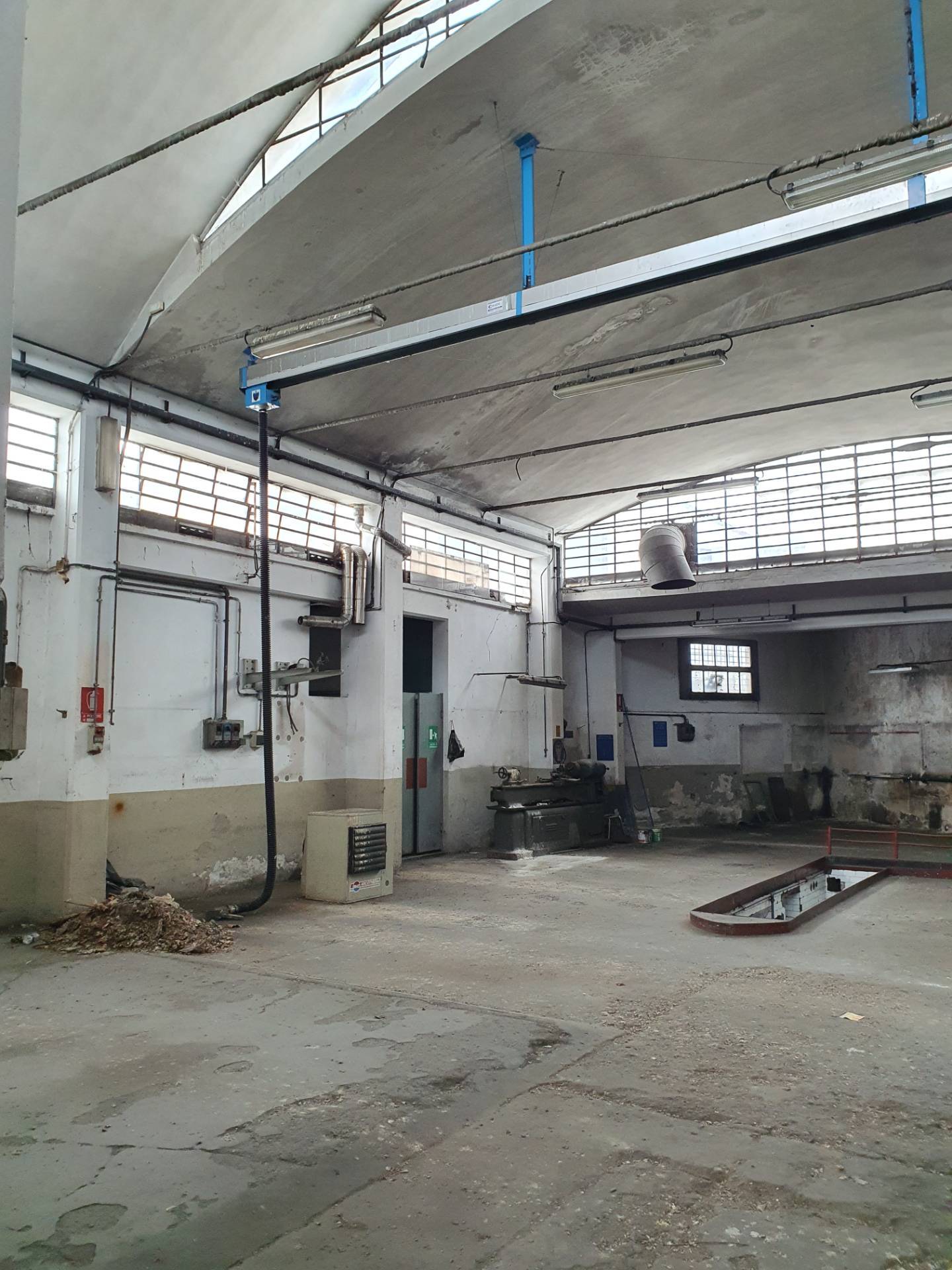 Fondo Commerciale in affitto a Lucca, Lucca fuori mura