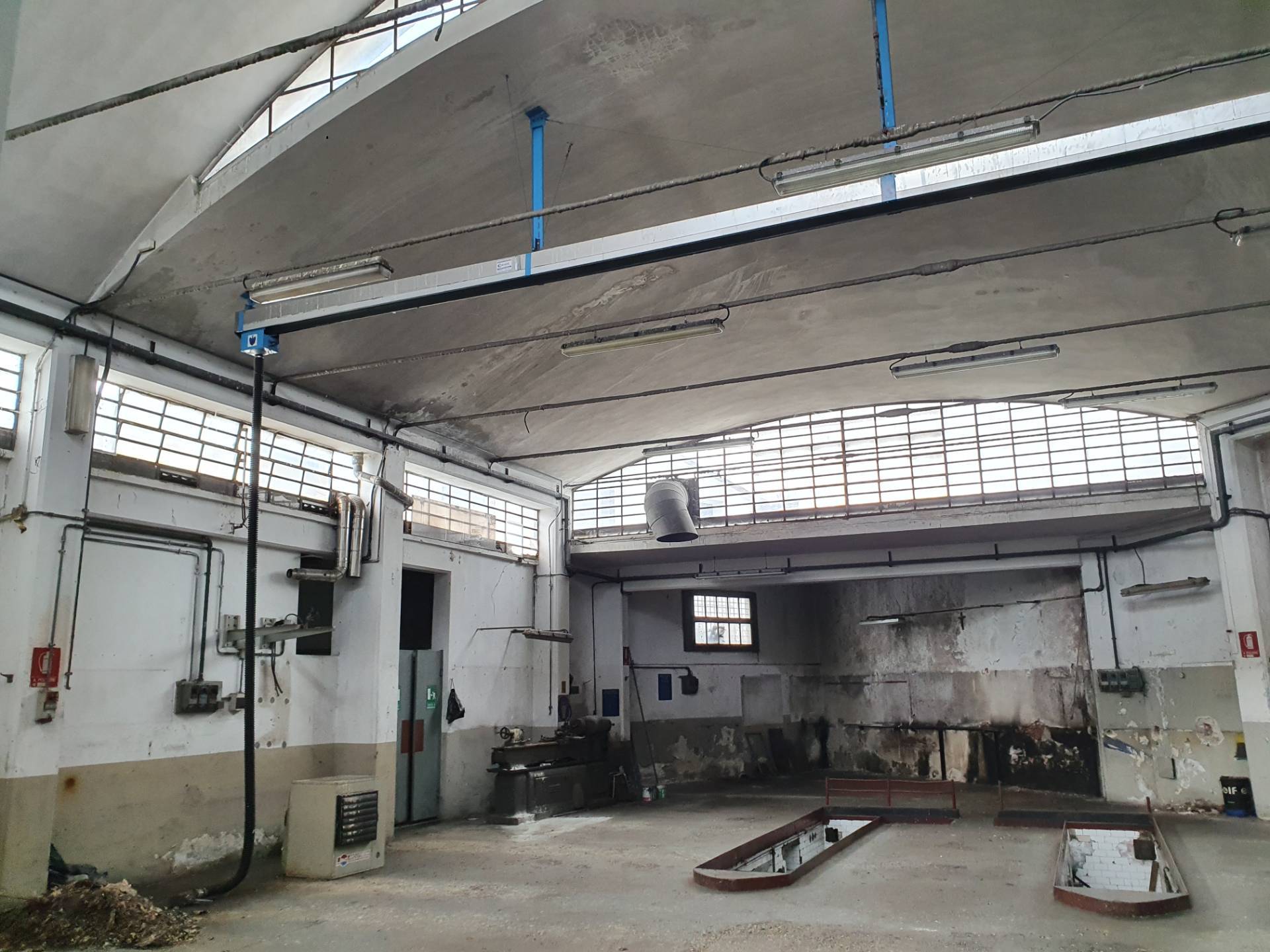 Fondo Commerciale in affitto a Lucca, Lucca fuori mura