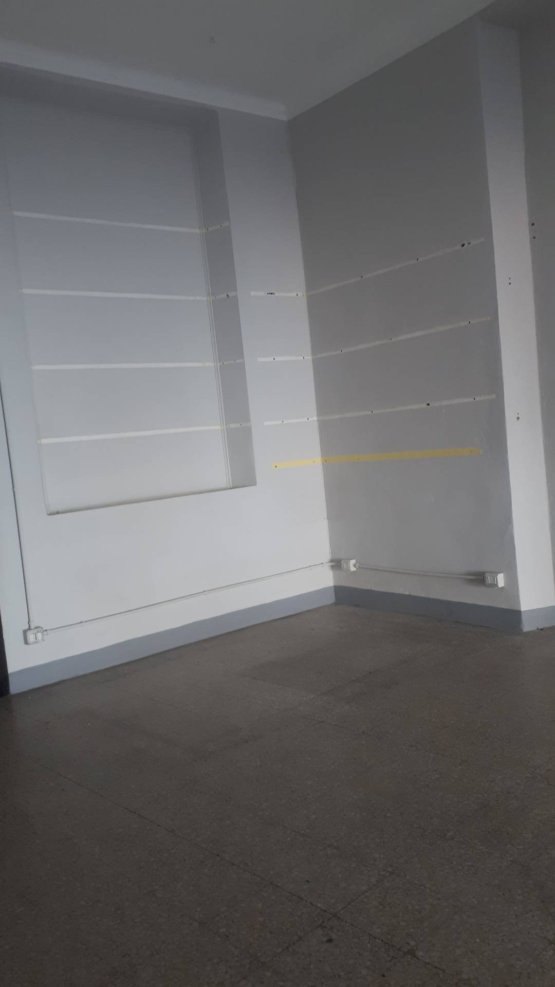 Fondo Commerciale in affitto a Lucca, San Concordio Contrada