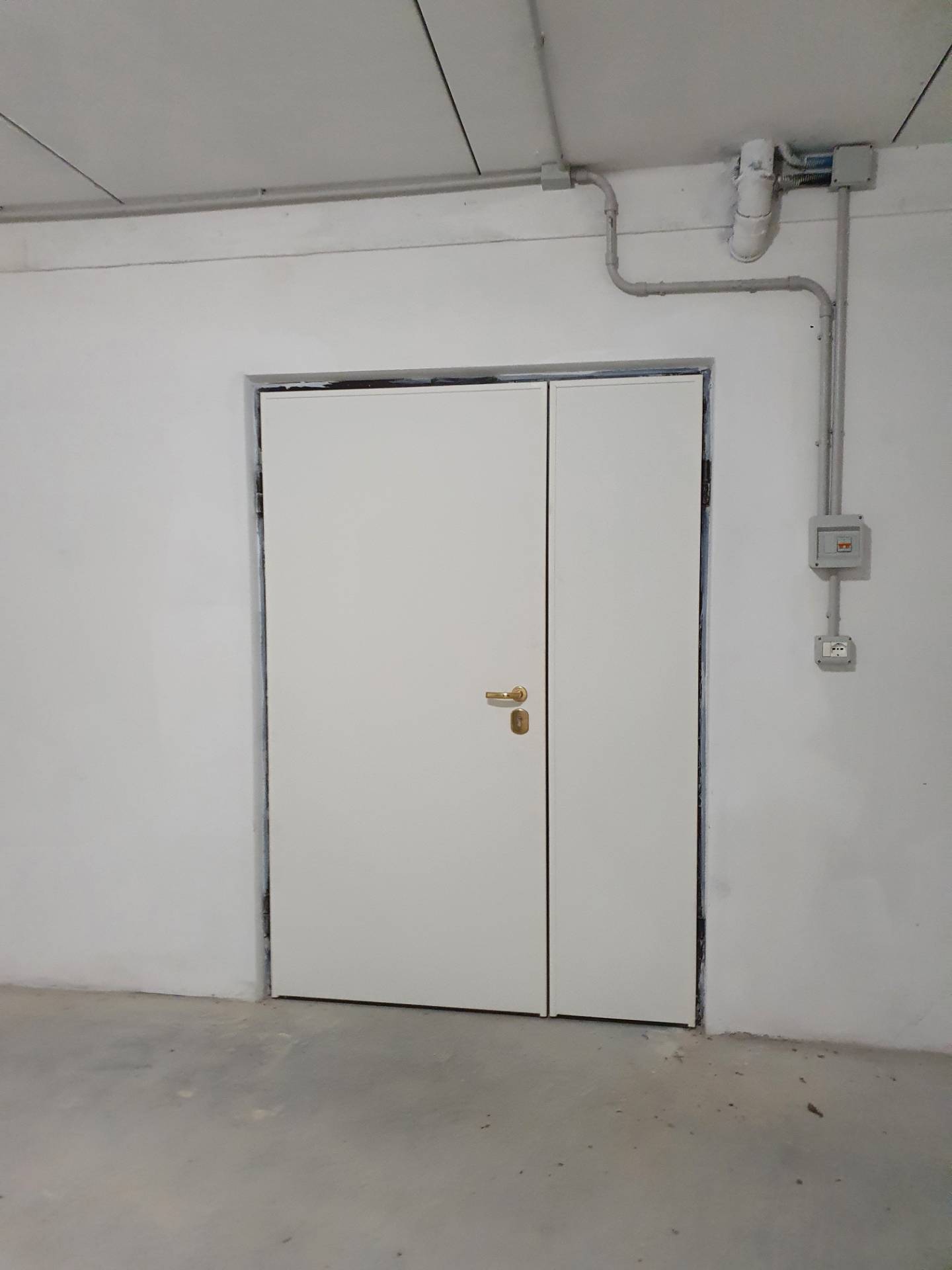 Fondo Commerciale in affitto a Capannori, Lammari