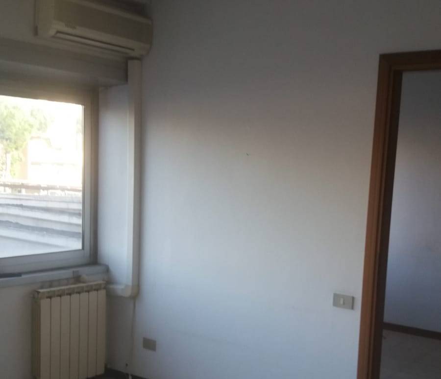 Ufficio in affitto a Viareggio, Migliarina