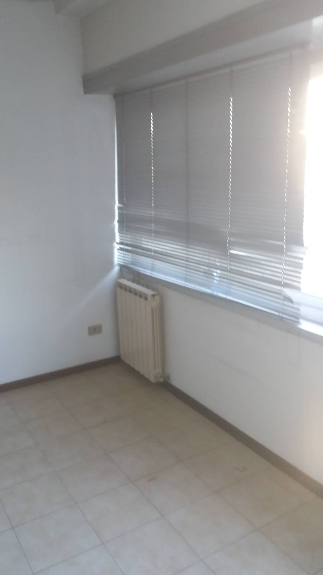 Ufficio in affitto a Viareggio, Migliarina