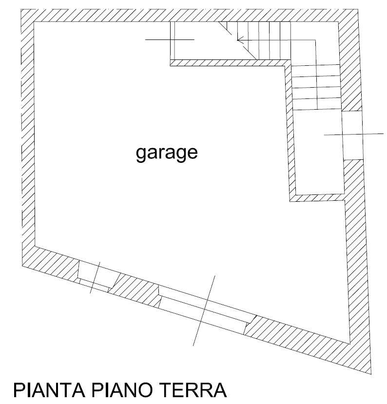 Garage/Box/Cantina/Posto Auto in vendita a Lucca, Ponte a Moriano