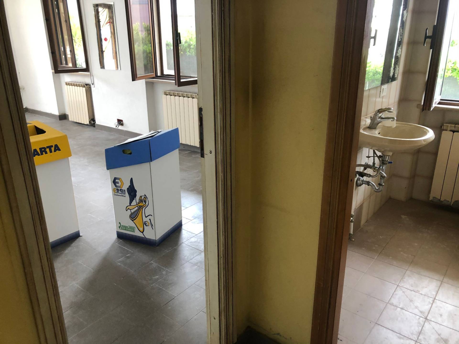 Fondo Commerciale in affitto a Massarosa, Piano di Mommio