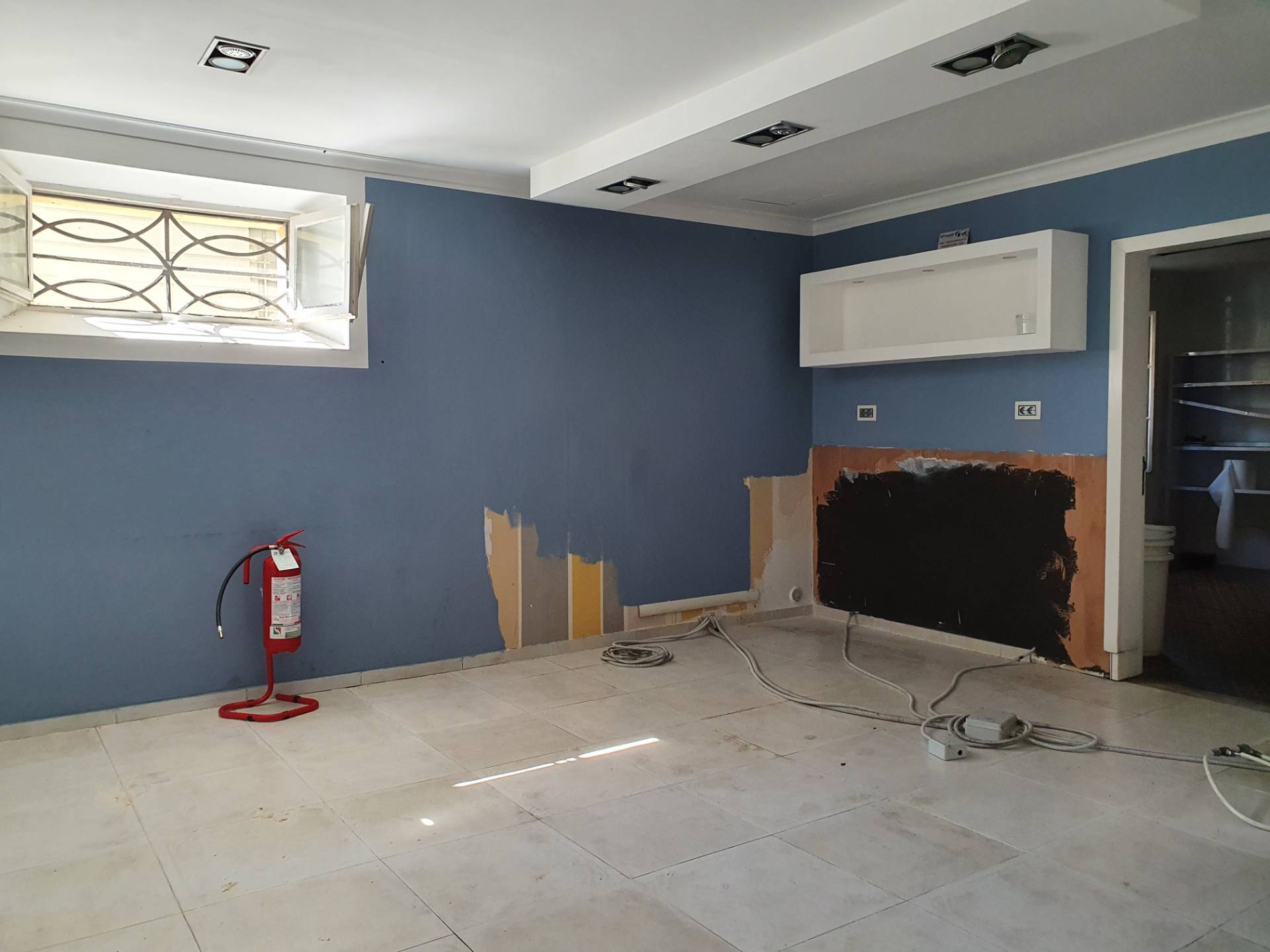 Fondo Commerciale in affitto a Lucca