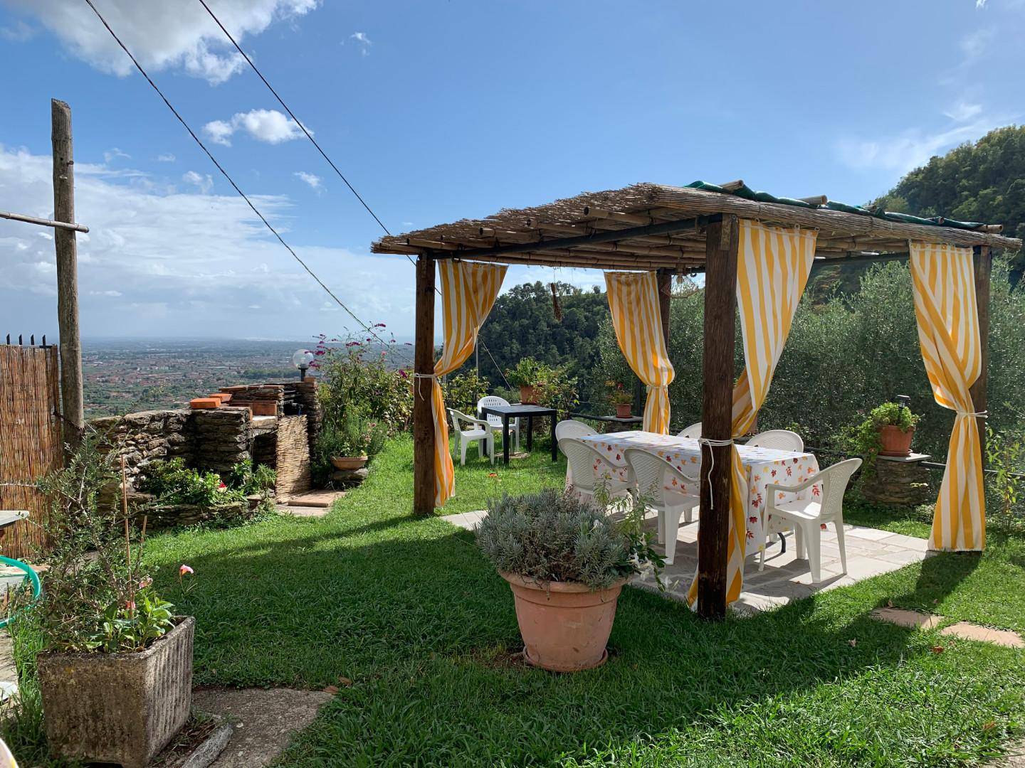 Casa indipendente in vendita a Pietrasanta, Strettoia